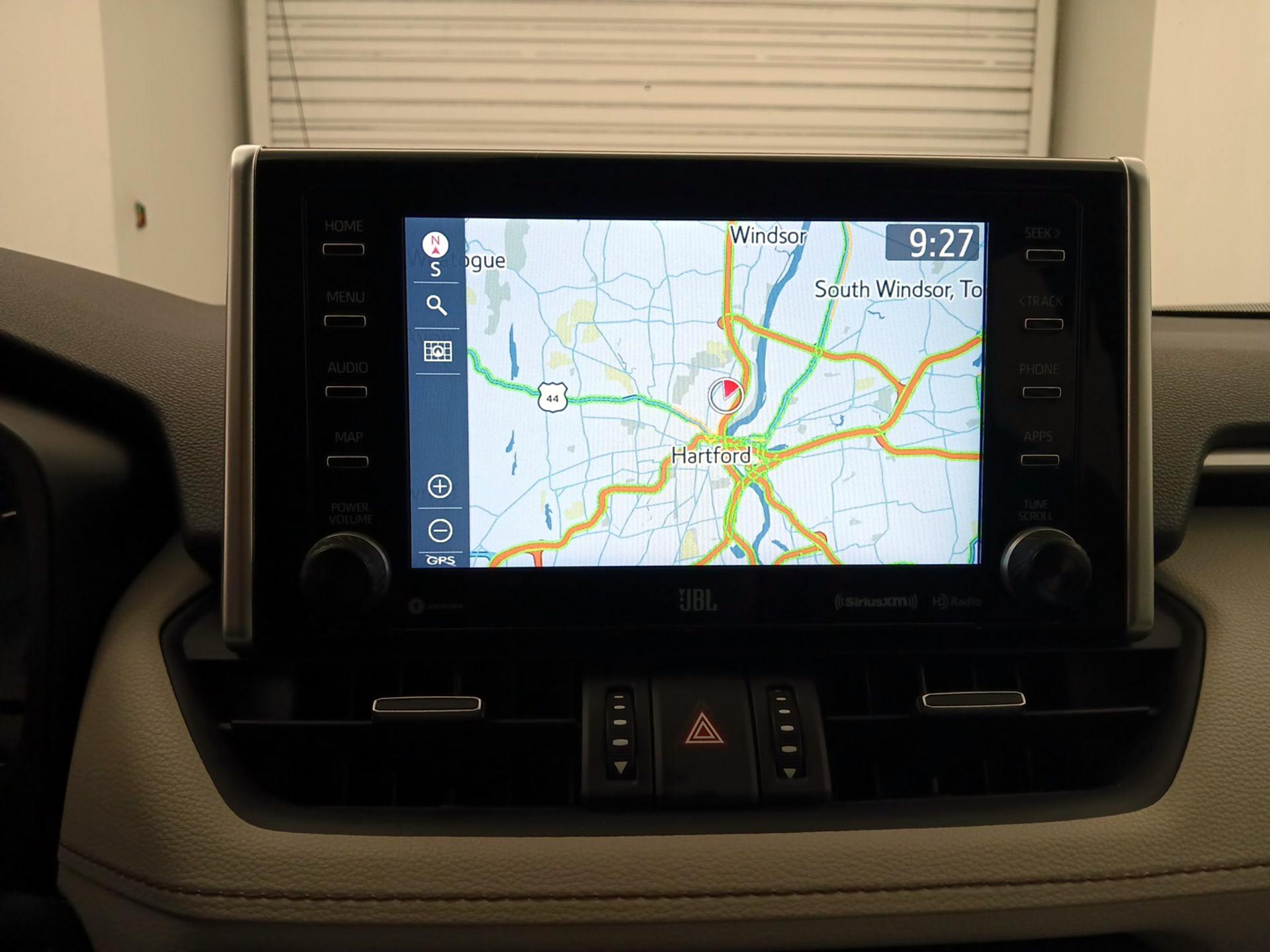 Thumbnail: 2021 Toyota RAV4 - 14