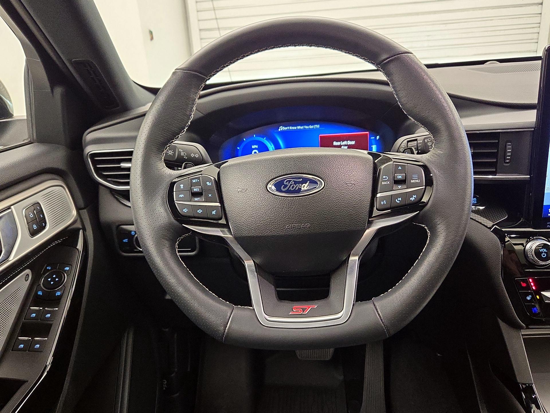 Thumbnail: 2024 Ford Explorer - 10