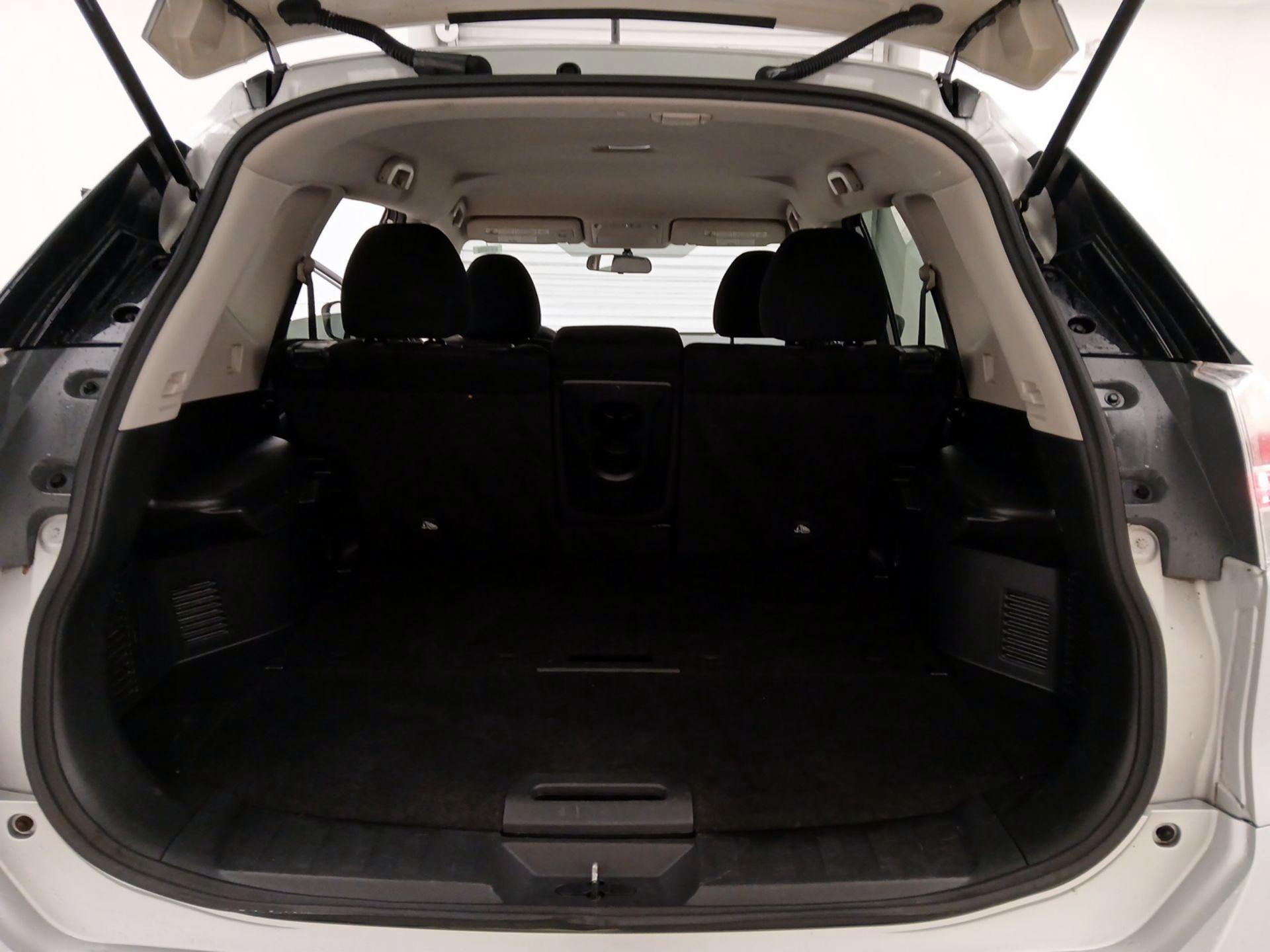 Thumbnail: 2015 Nissan Rogue - 20