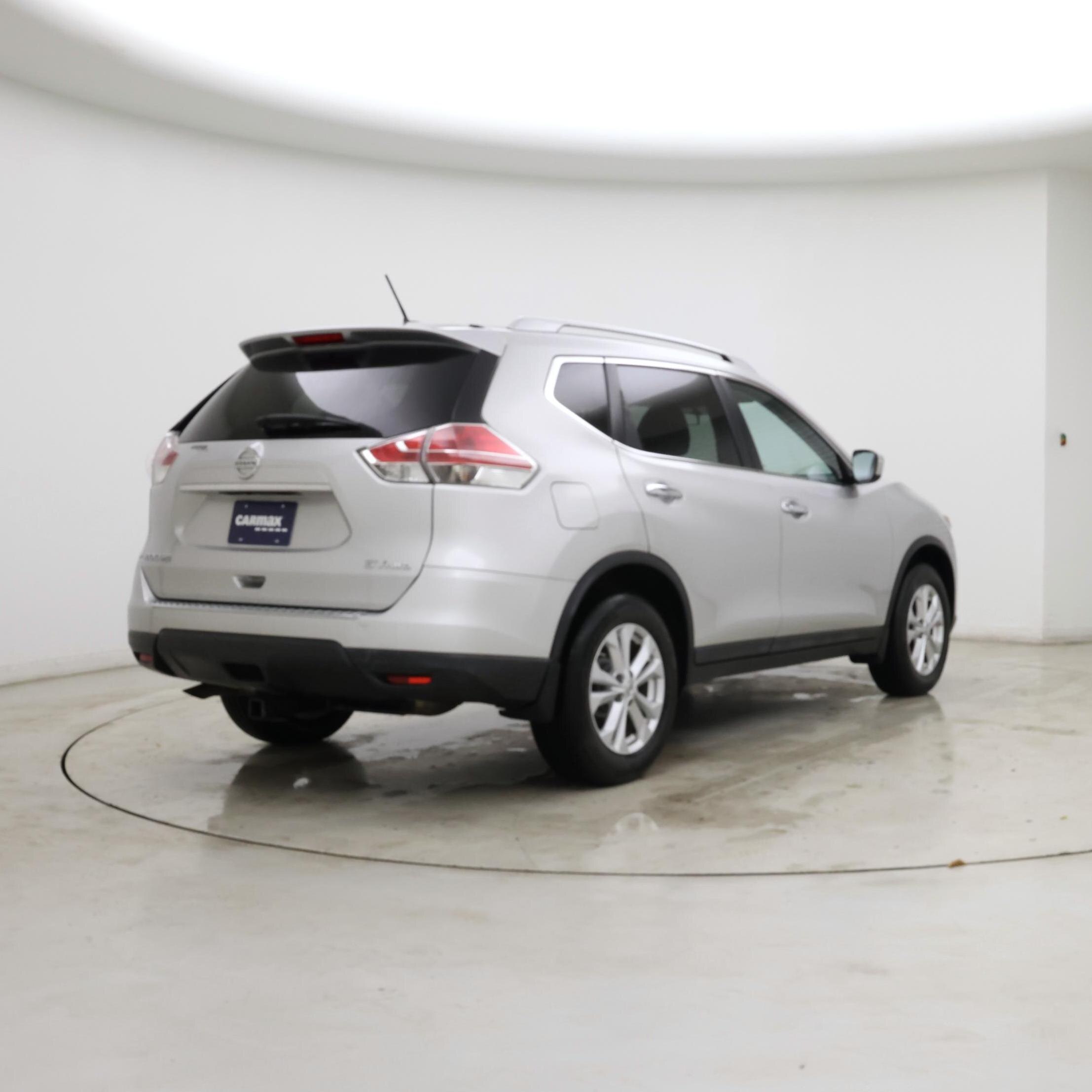 Thumbnail: 2015 Nissan Rogue - 8