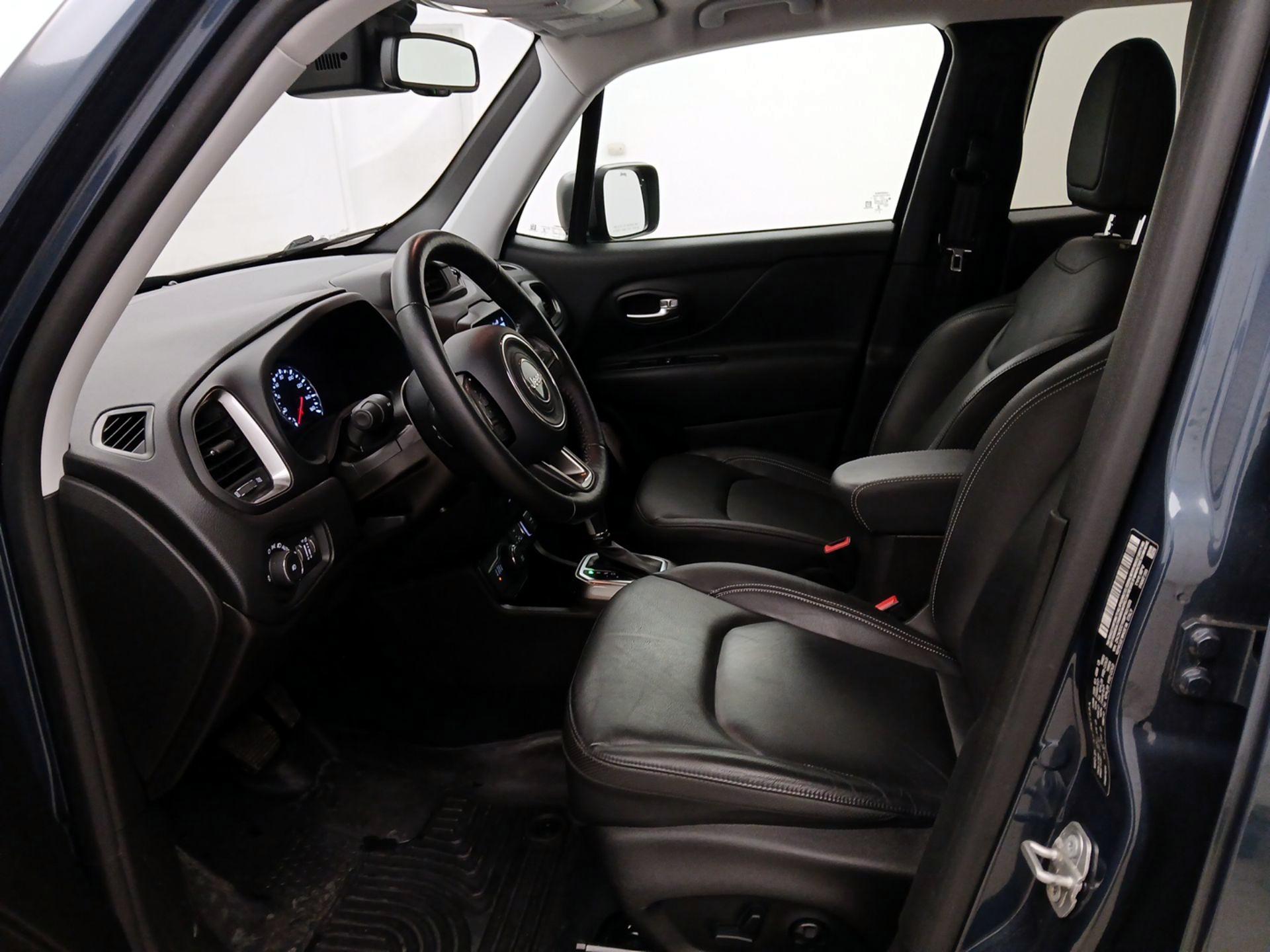 Thumbnail: 2021 Jeep Renegade - 11