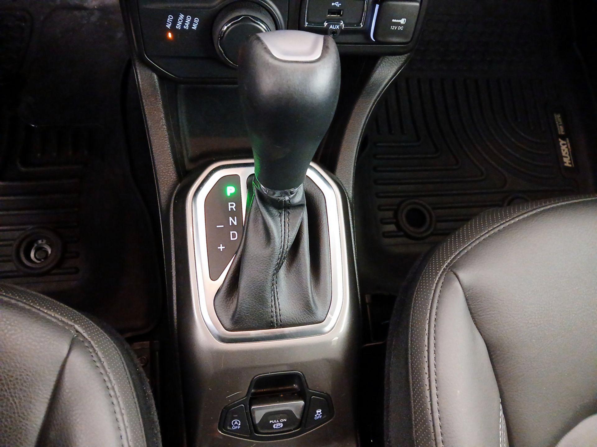 Thumbnail: 2021 Jeep Renegade - 18