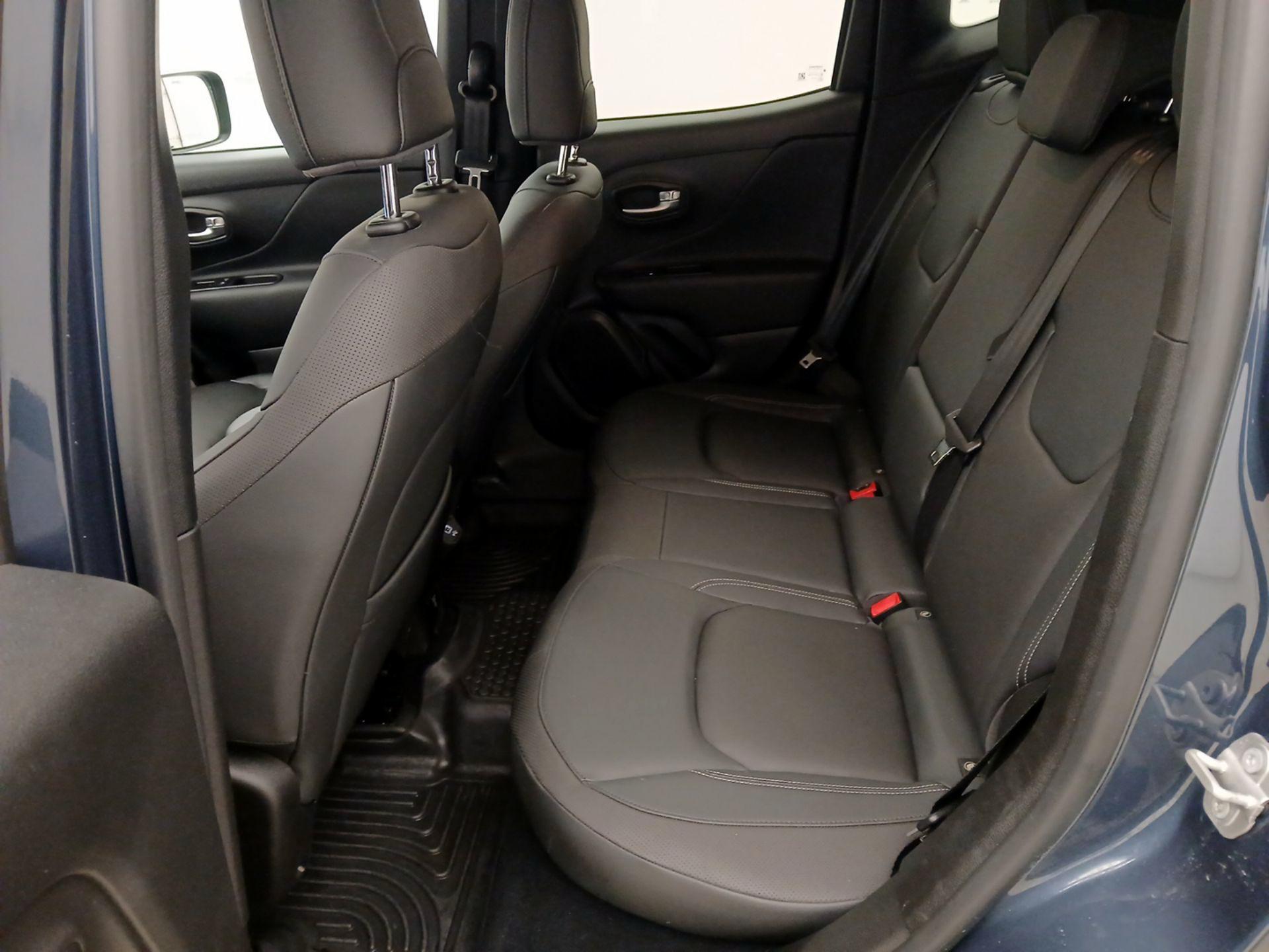 Thumbnail: 2021 Jeep Renegade - 20