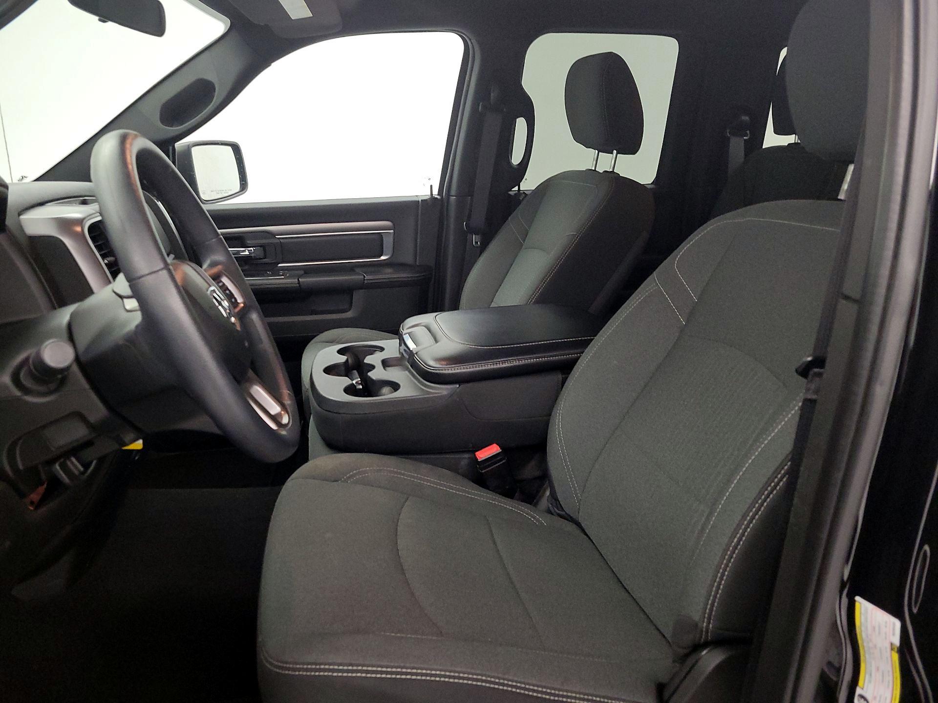 Thumbnail: 2022 RAM 1500 Classic - 11