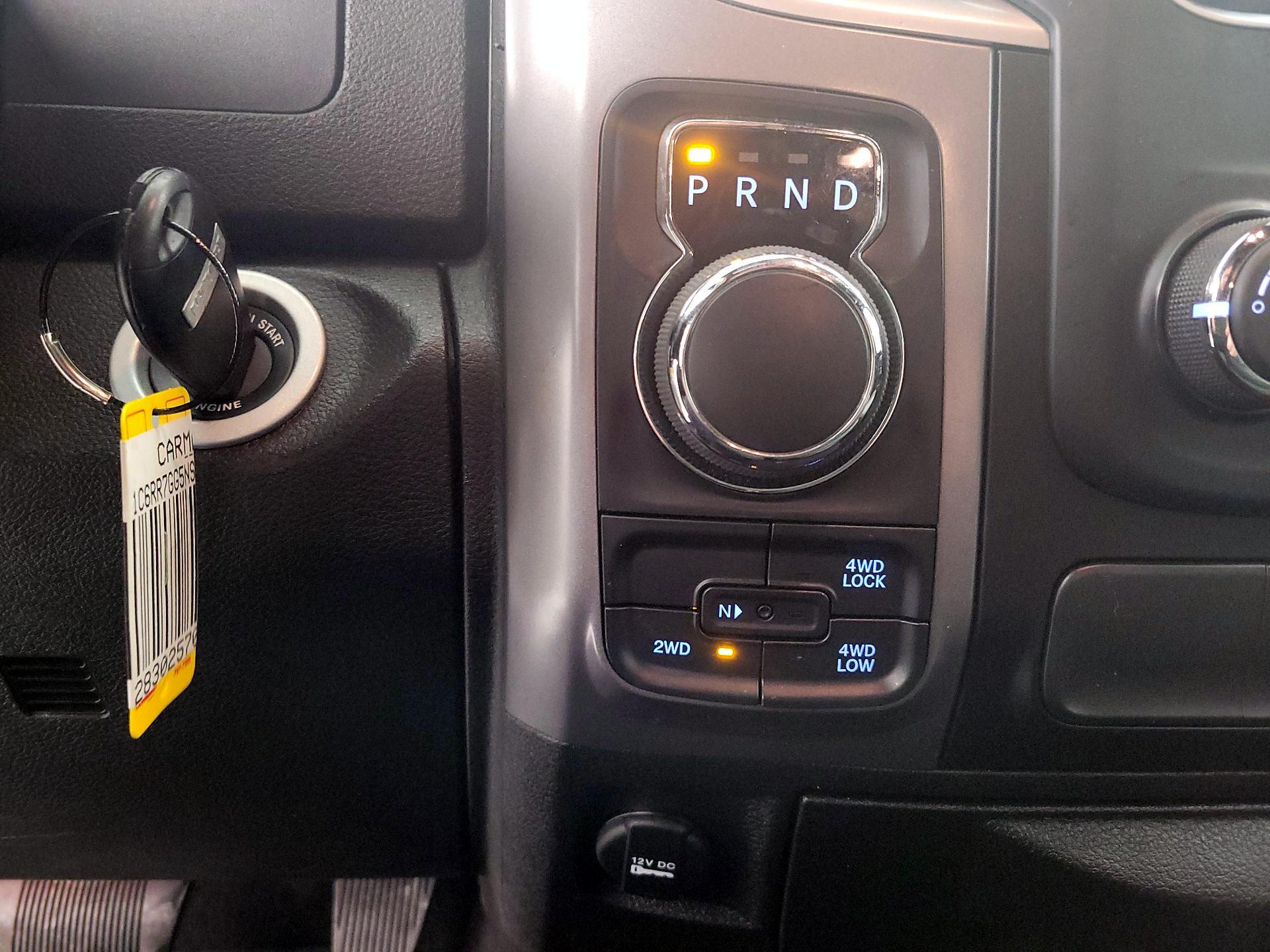 Thumbnail: 2022 RAM 1500 Classic - 17