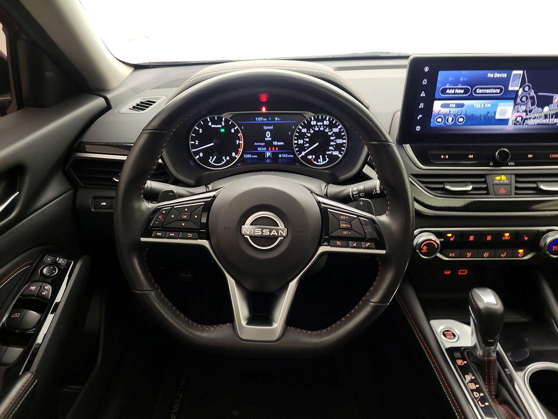 Thumbnail: 2023 Nissan Altima - 10