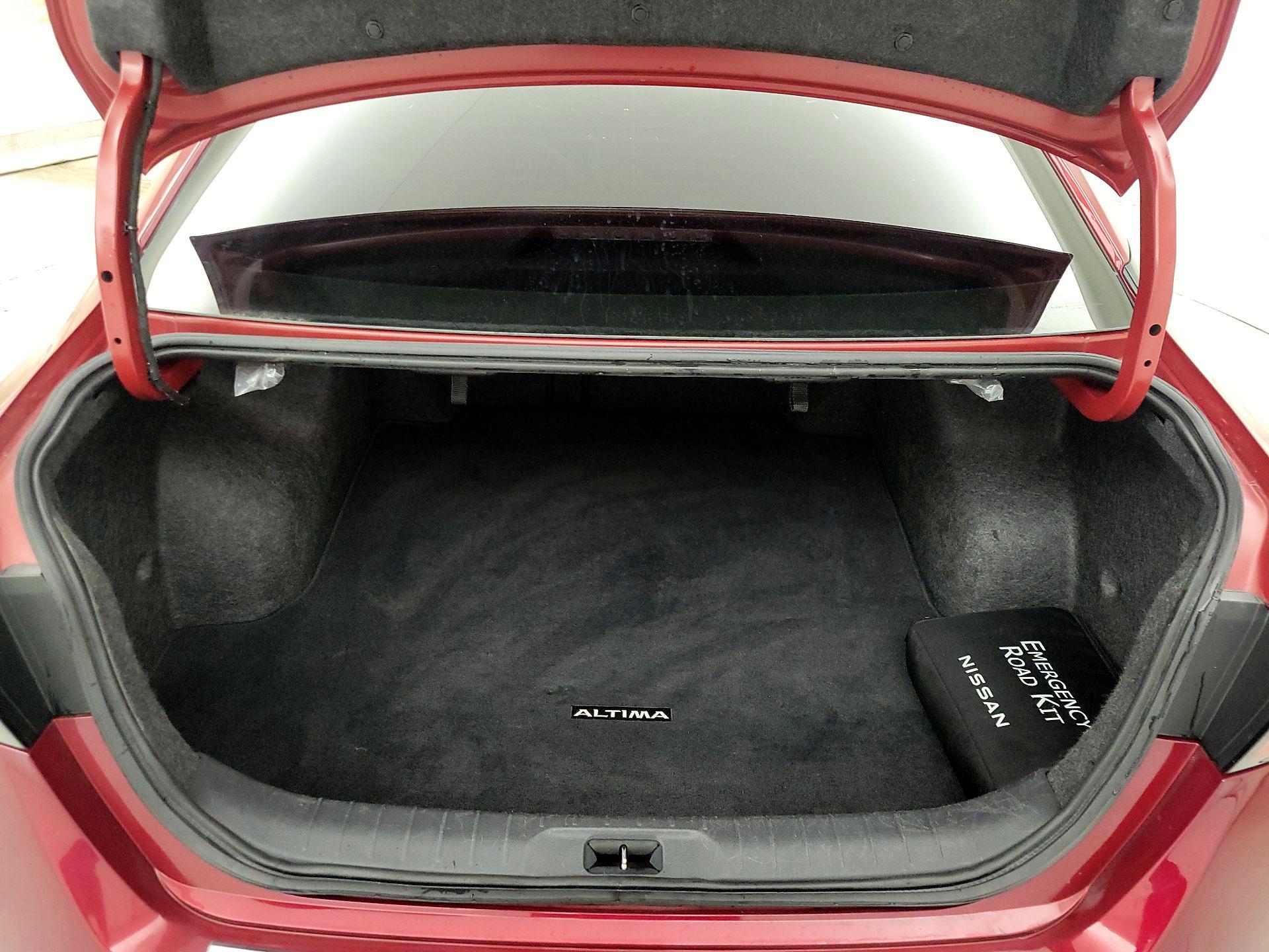 Thumbnail: 2023 Nissan Altima - 20