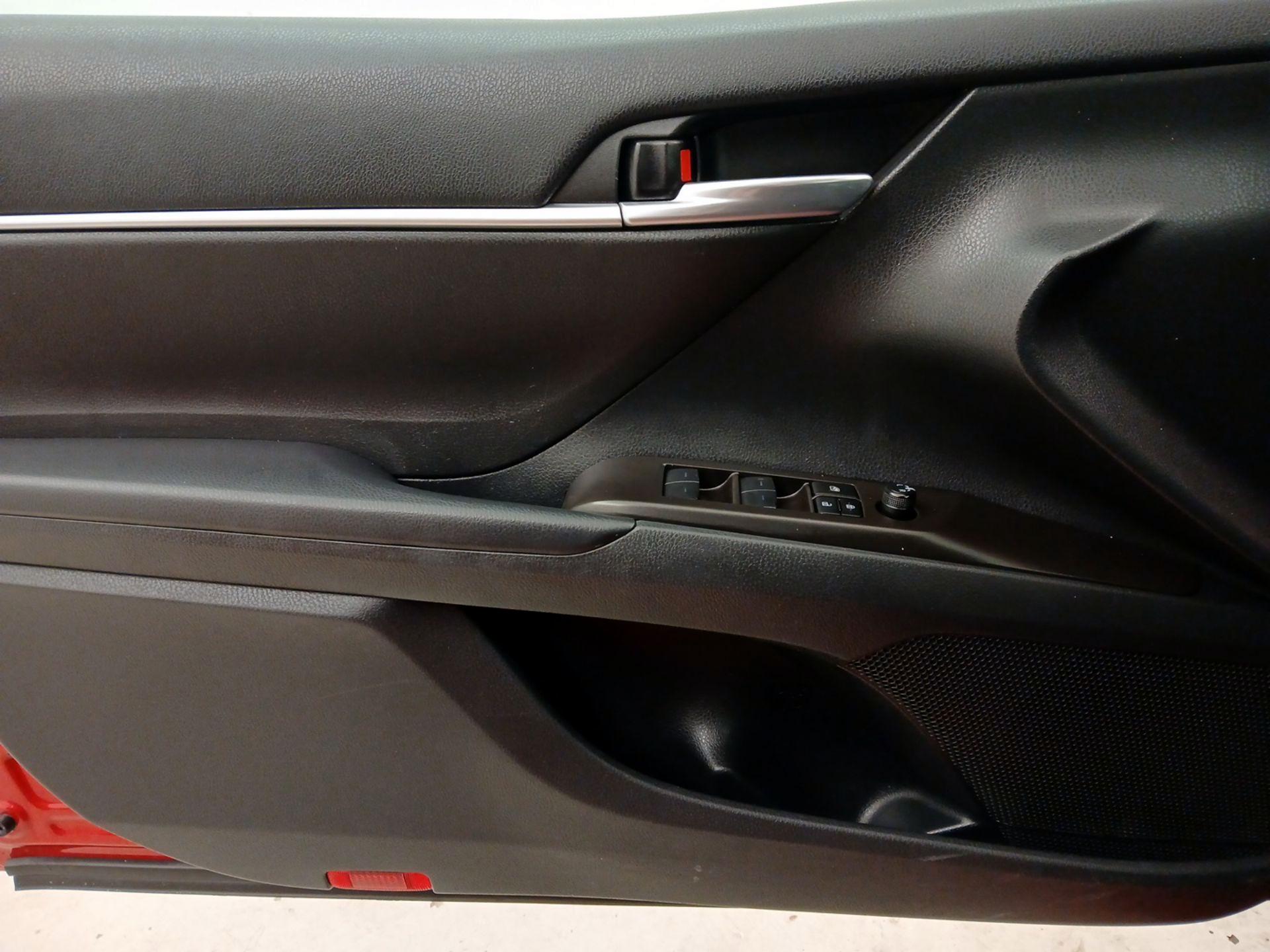 Thumbnail: 2023 Toyota Camry - 12