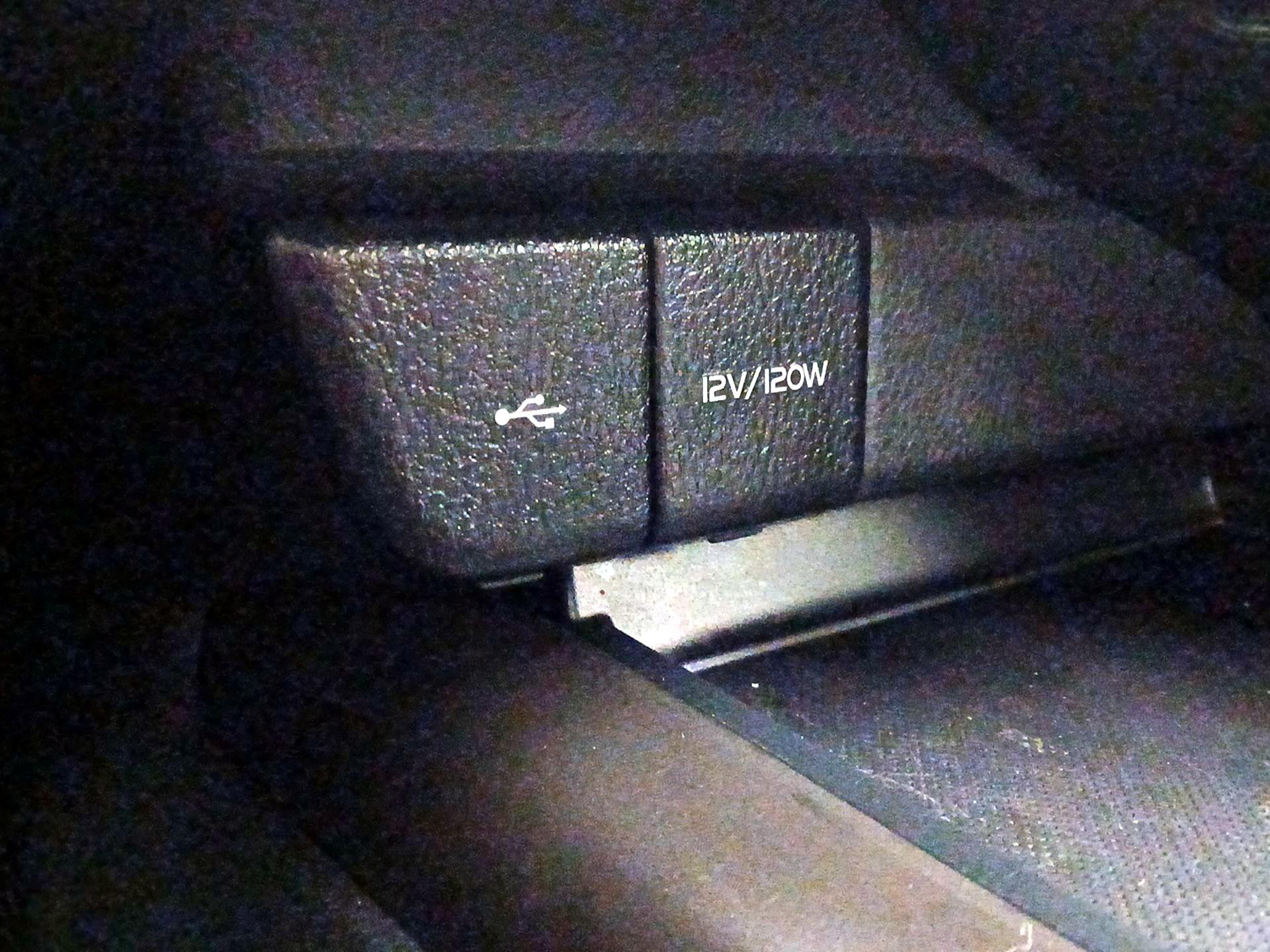 Thumbnail: 2023 Toyota Camry - 18