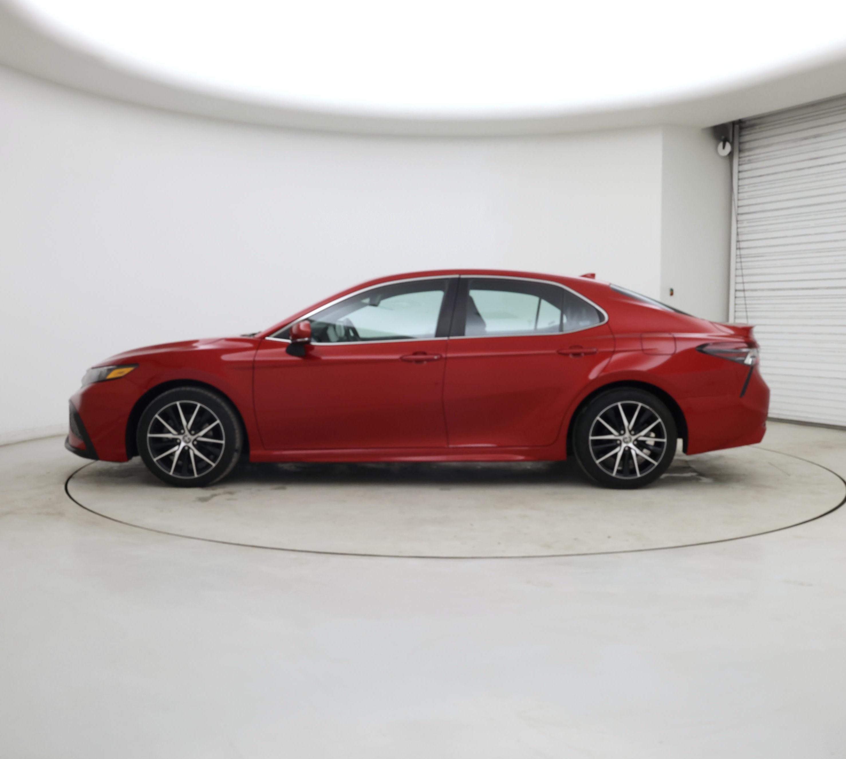 Thumbnail: 2023 Toyota Camry - 3