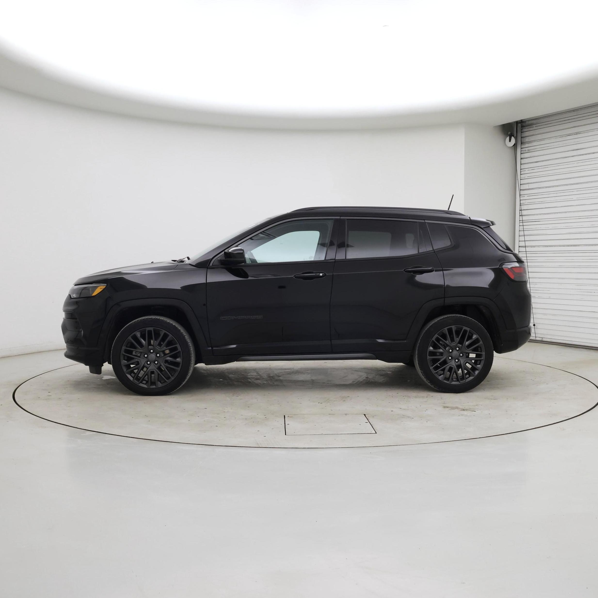 Thumbnail: 2022 Jeep Compass - 3