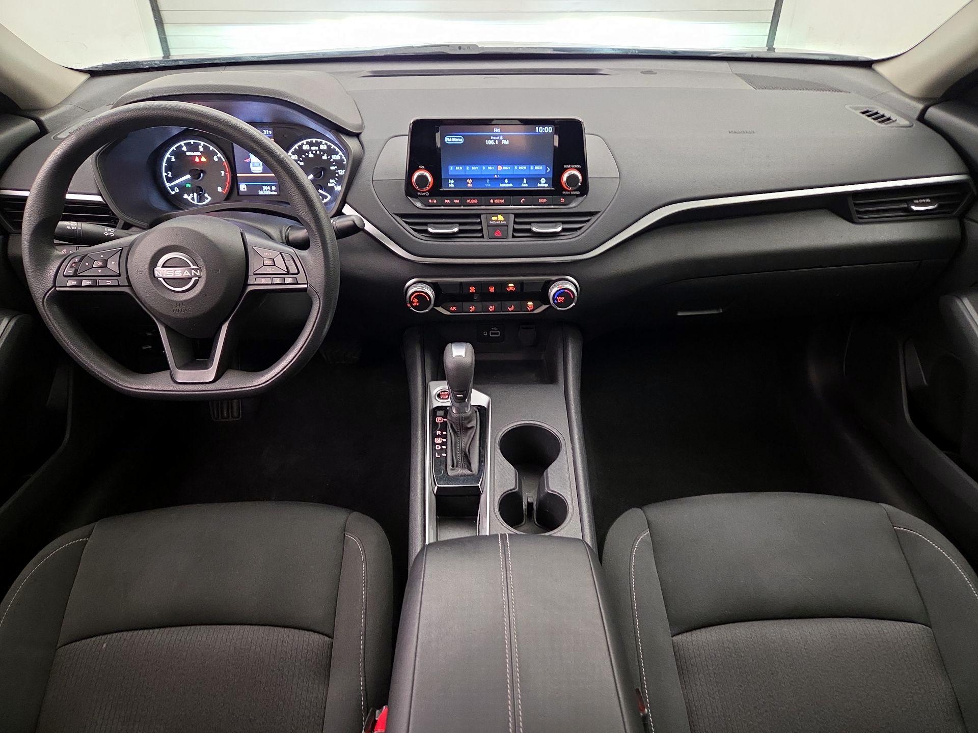 Thumbnail: 2023 Nissan Altima - 9