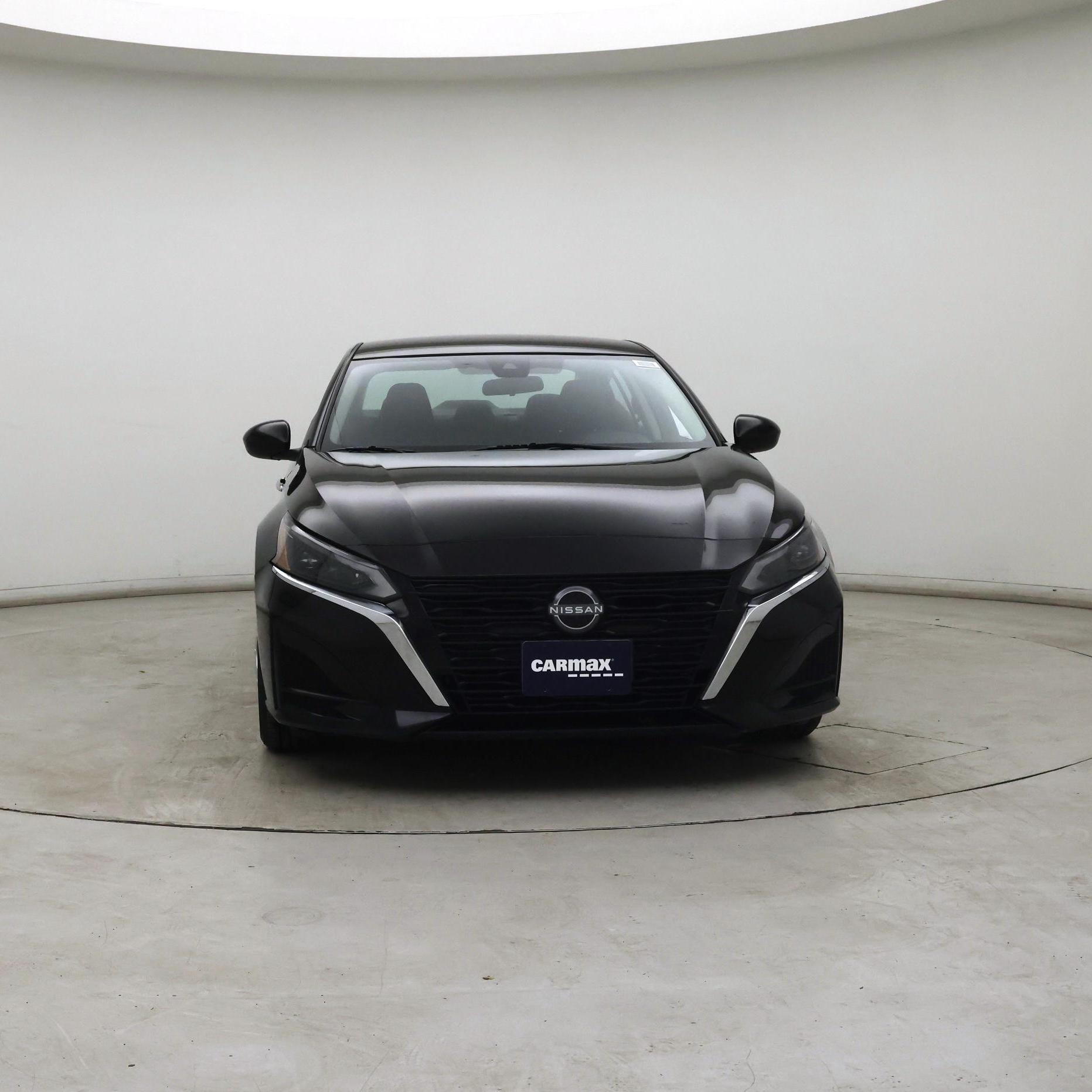 Thumbnail: 2023 Nissan Altima - 5