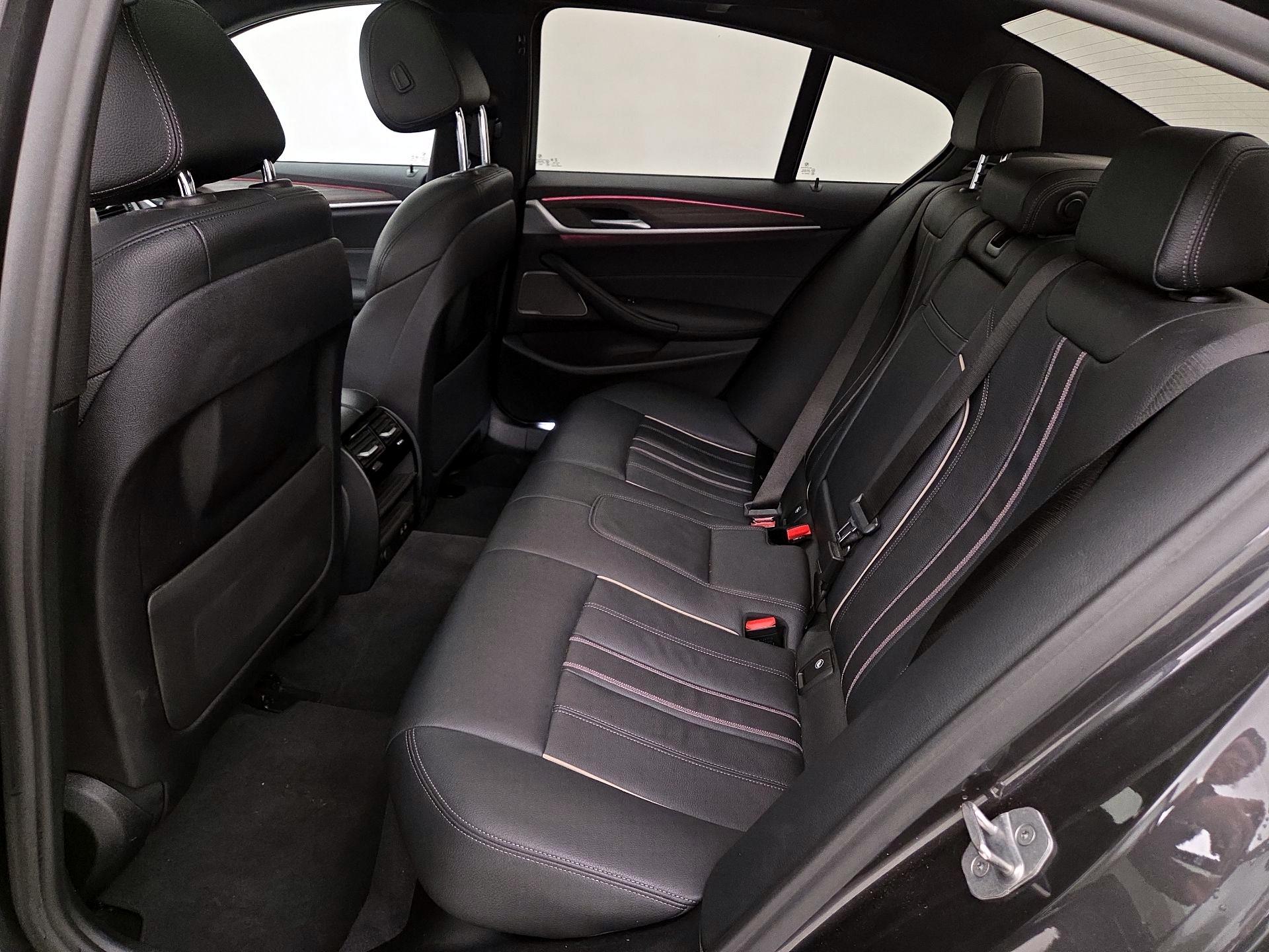 Thumbnail: 2021 BMW 5 Series - 20
