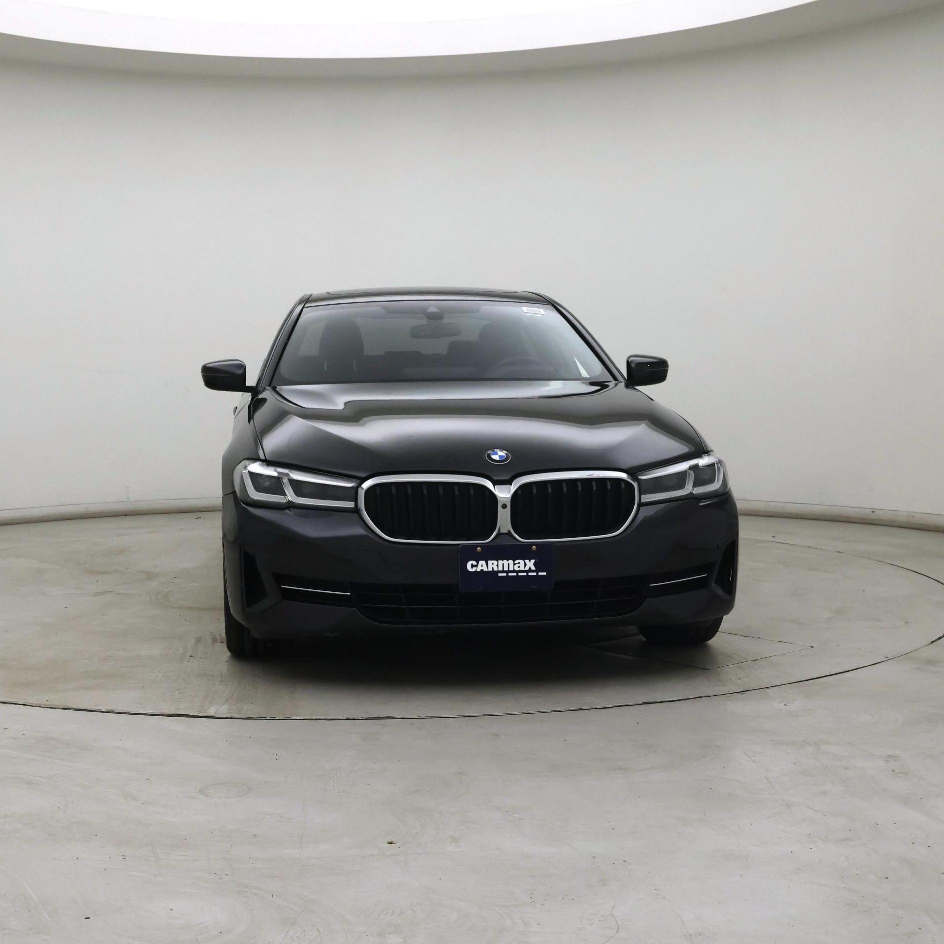 Thumbnail: 2021 BMW 5 Series - 5