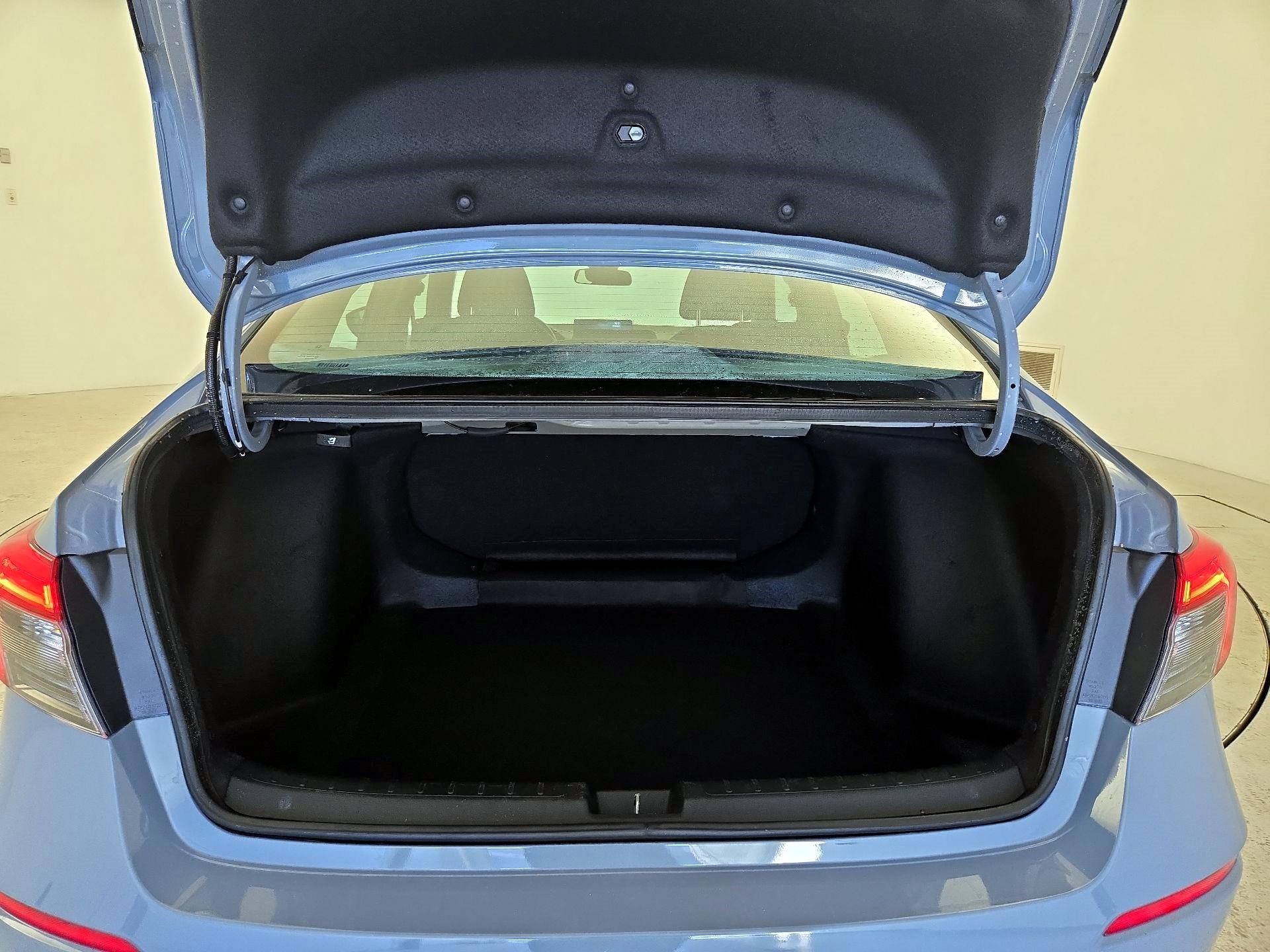 Thumbnail: 2023 Honda Civic - 18