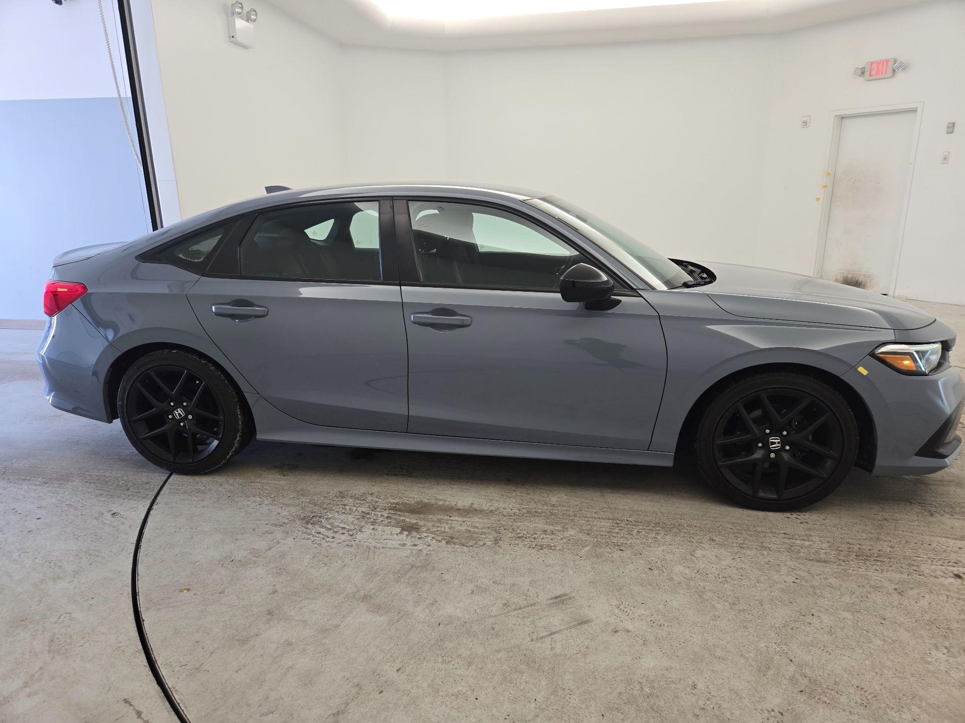 Thumbnail: 2023 Honda Civic - 4