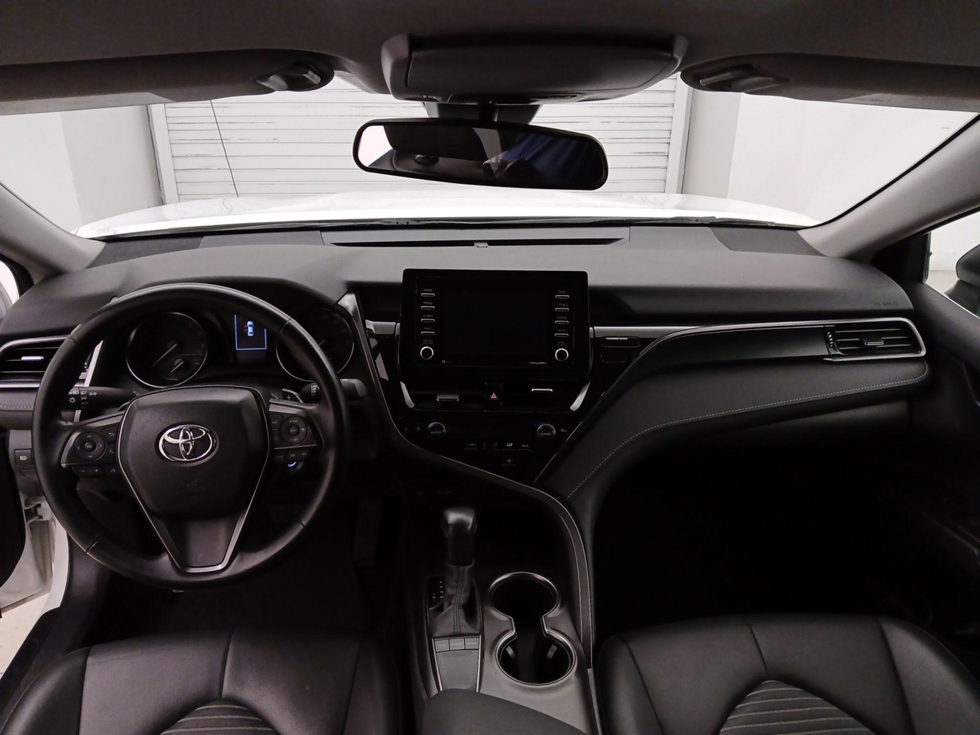 Thumbnail: 2024 Toyota Camry - 9