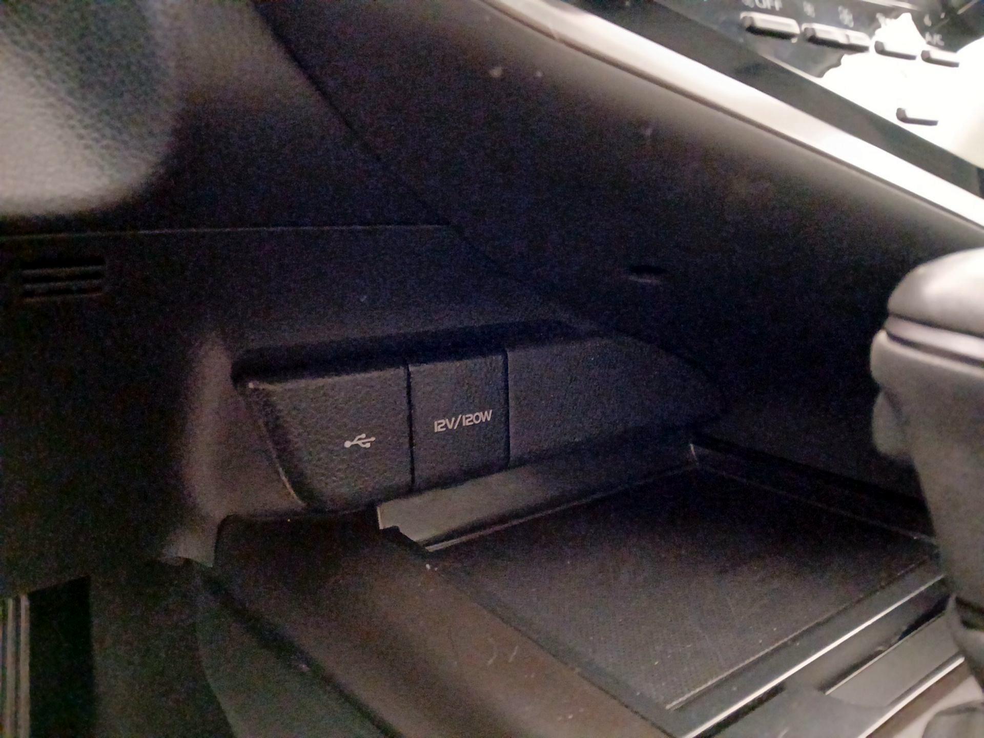 Thumbnail: 2024 Toyota Camry - 18