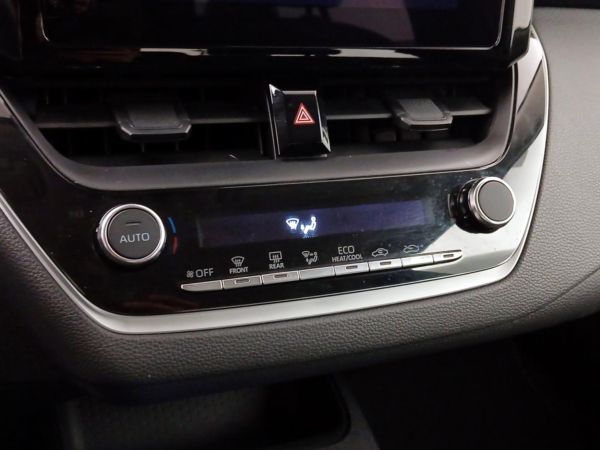 Thumbnail: 2024 Toyota Corolla - 17