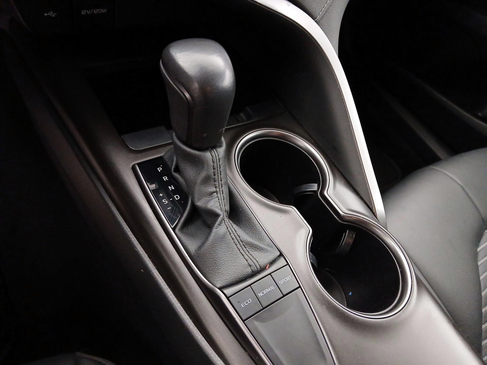 Thumbnail: 2024 Toyota Camry - 17