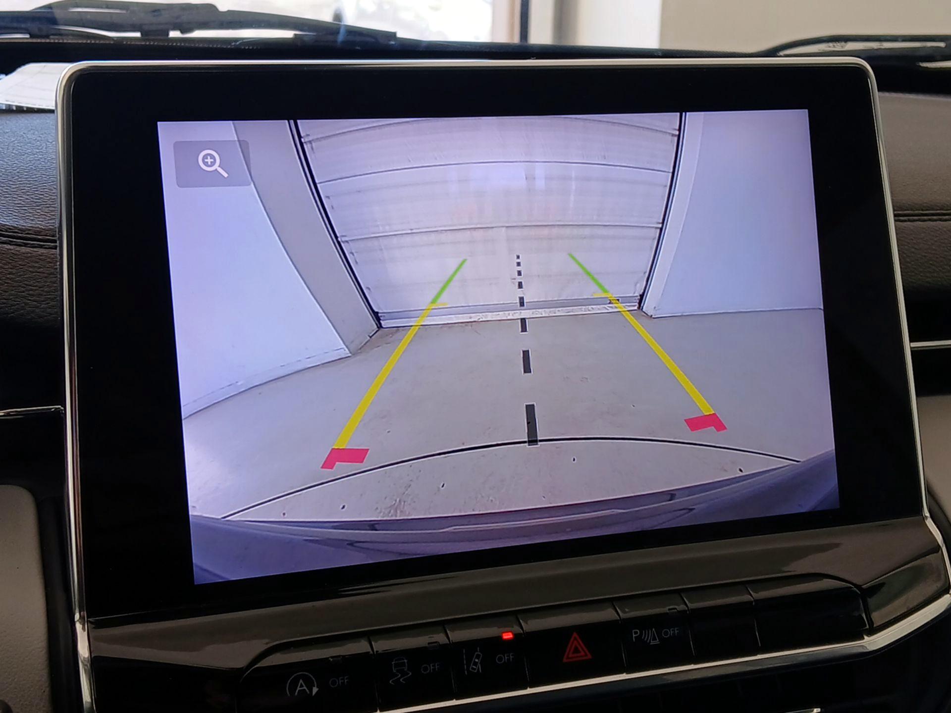 Thumbnail: 2022 Jeep Compass - 14