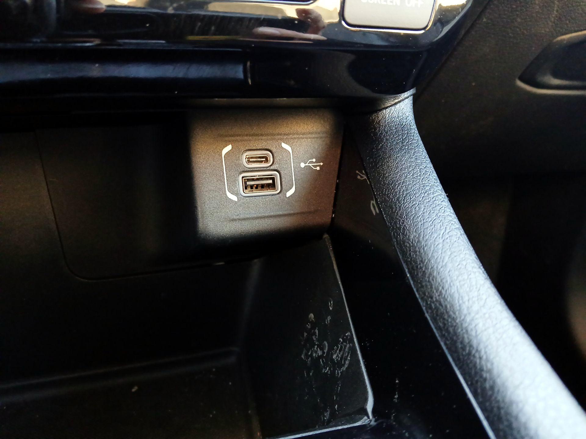 Thumbnail: 2022 Jeep Compass - 18