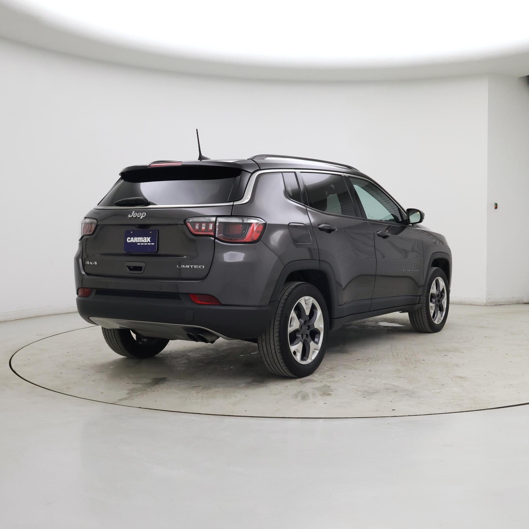 Thumbnail: 2022 Jeep Compass - 8