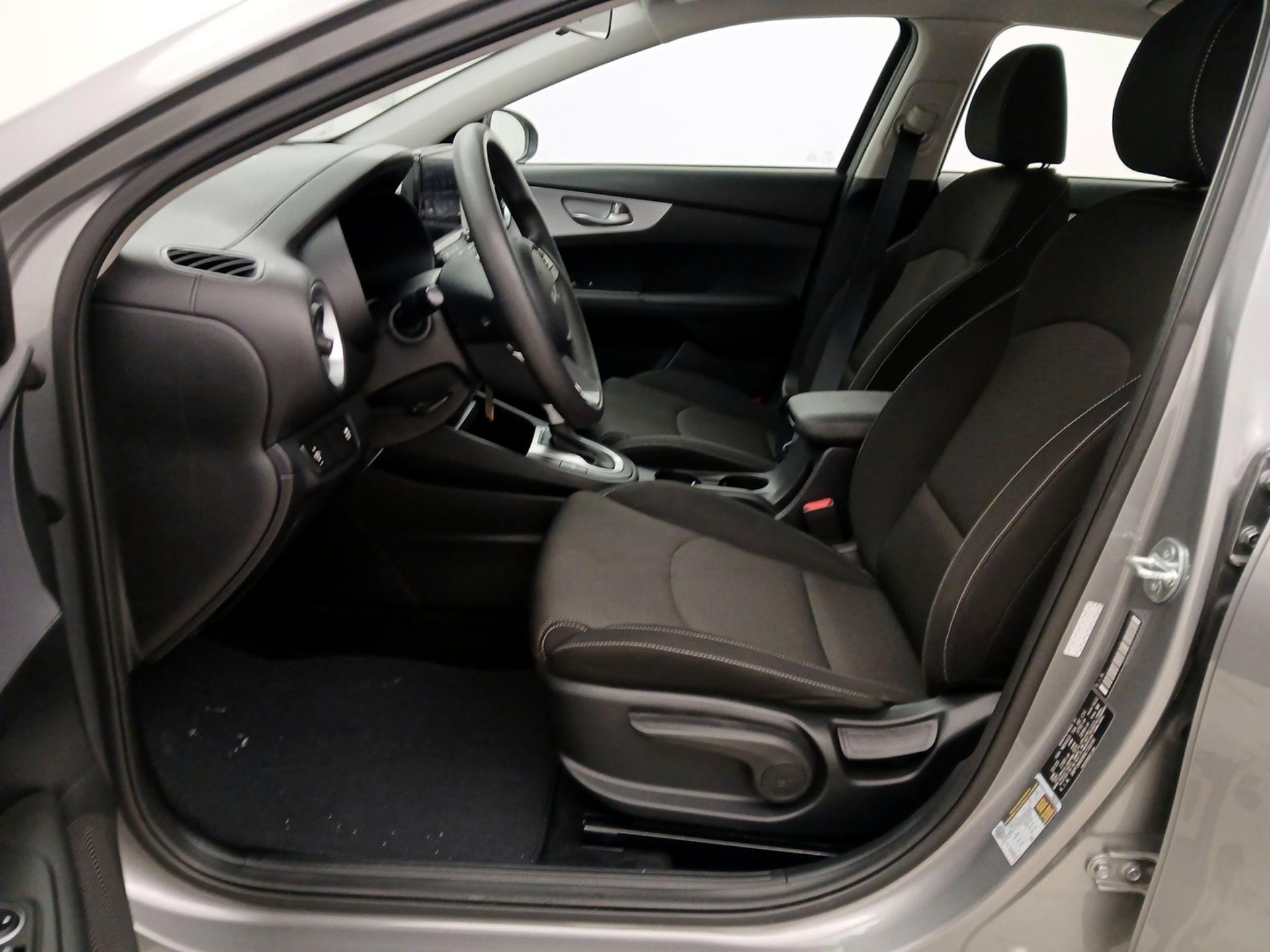 Thumbnail: 2024 Kia Forte - 11