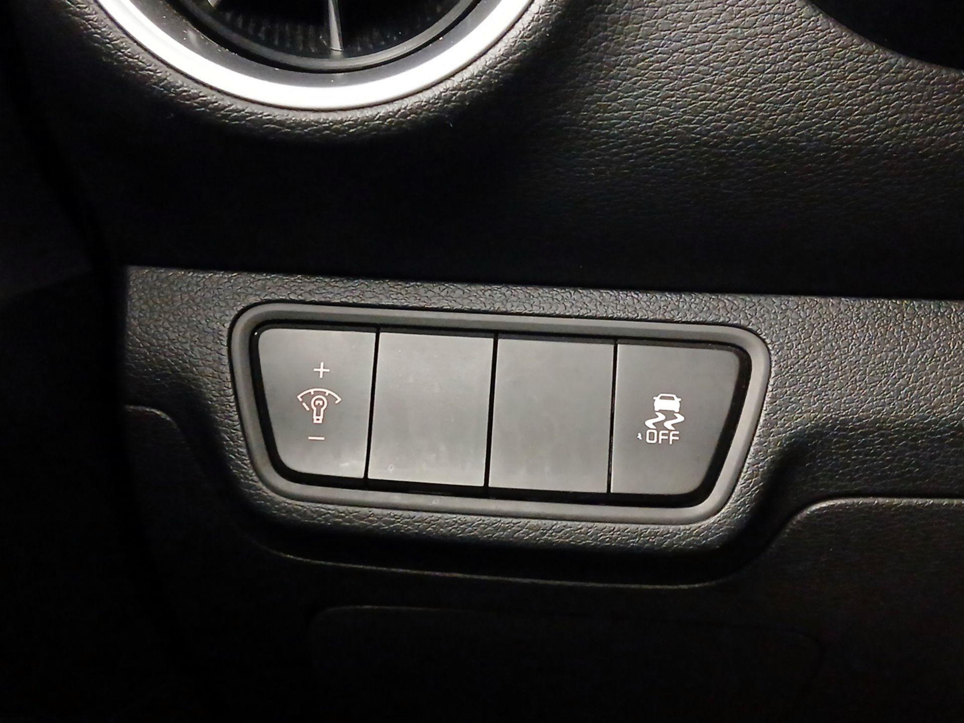 Thumbnail: 2024 Kia Forte - 13