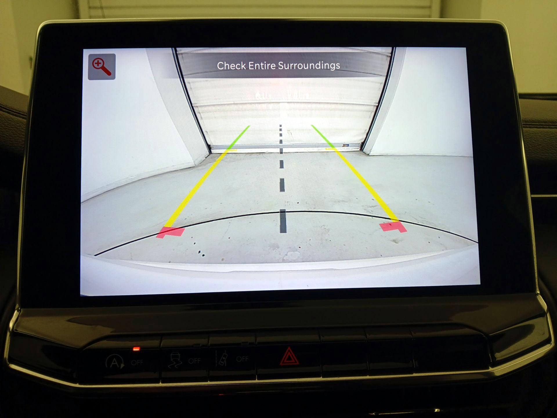 Thumbnail: 2022 Jeep Compass - 15