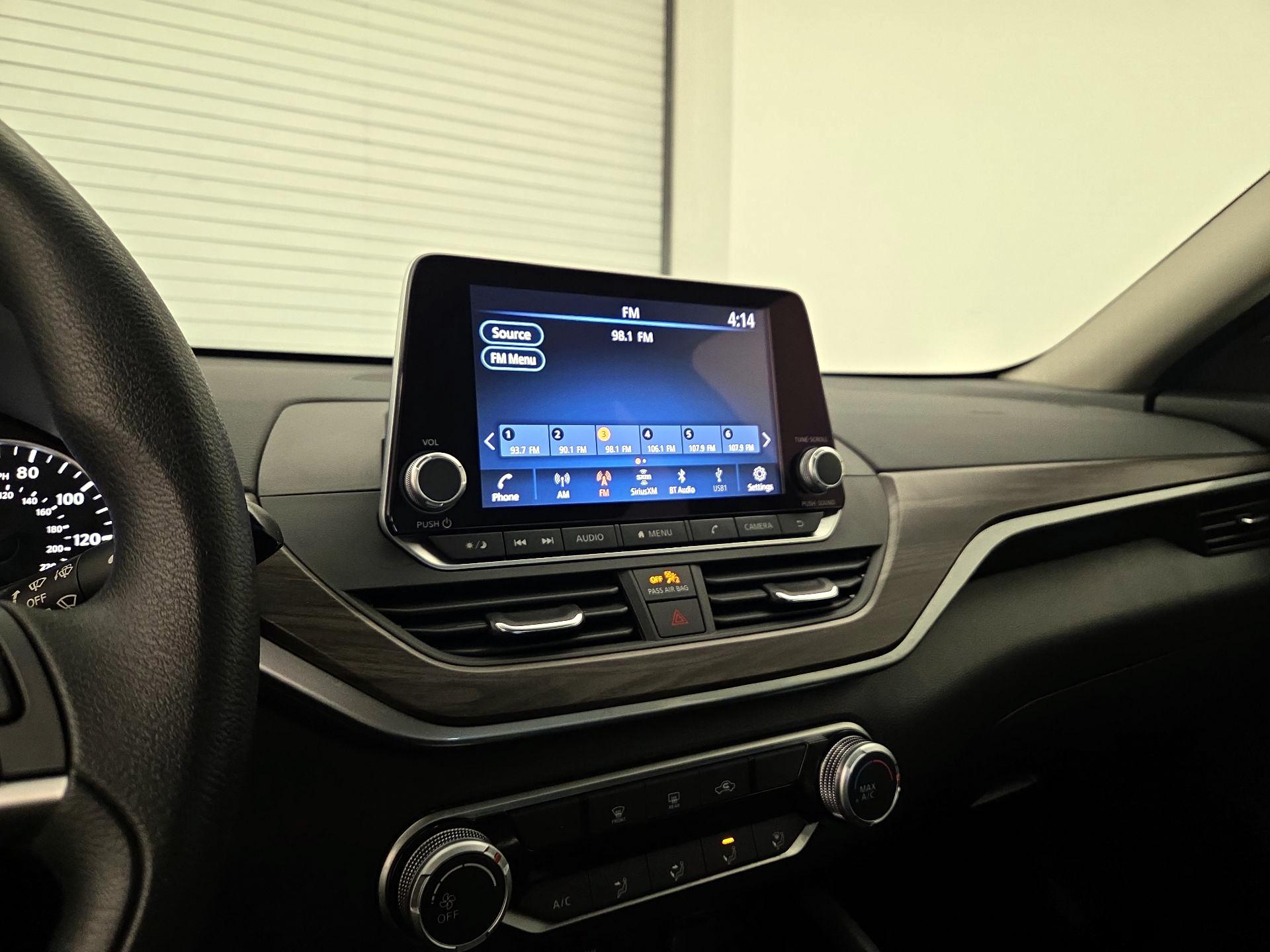 Thumbnail: 2023 Nissan Altima - 15