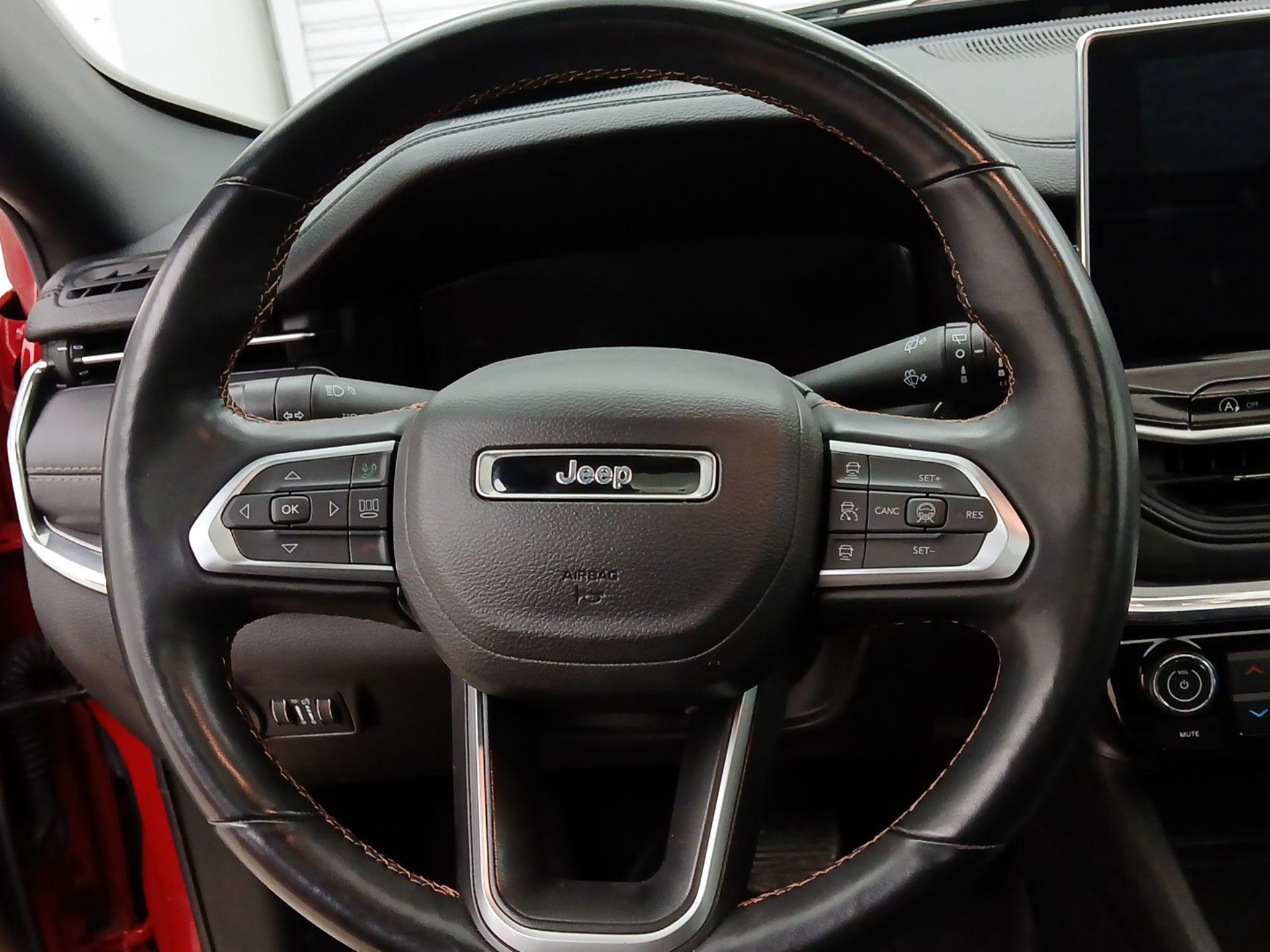 Thumbnail: 2022 Jeep Compass - 10