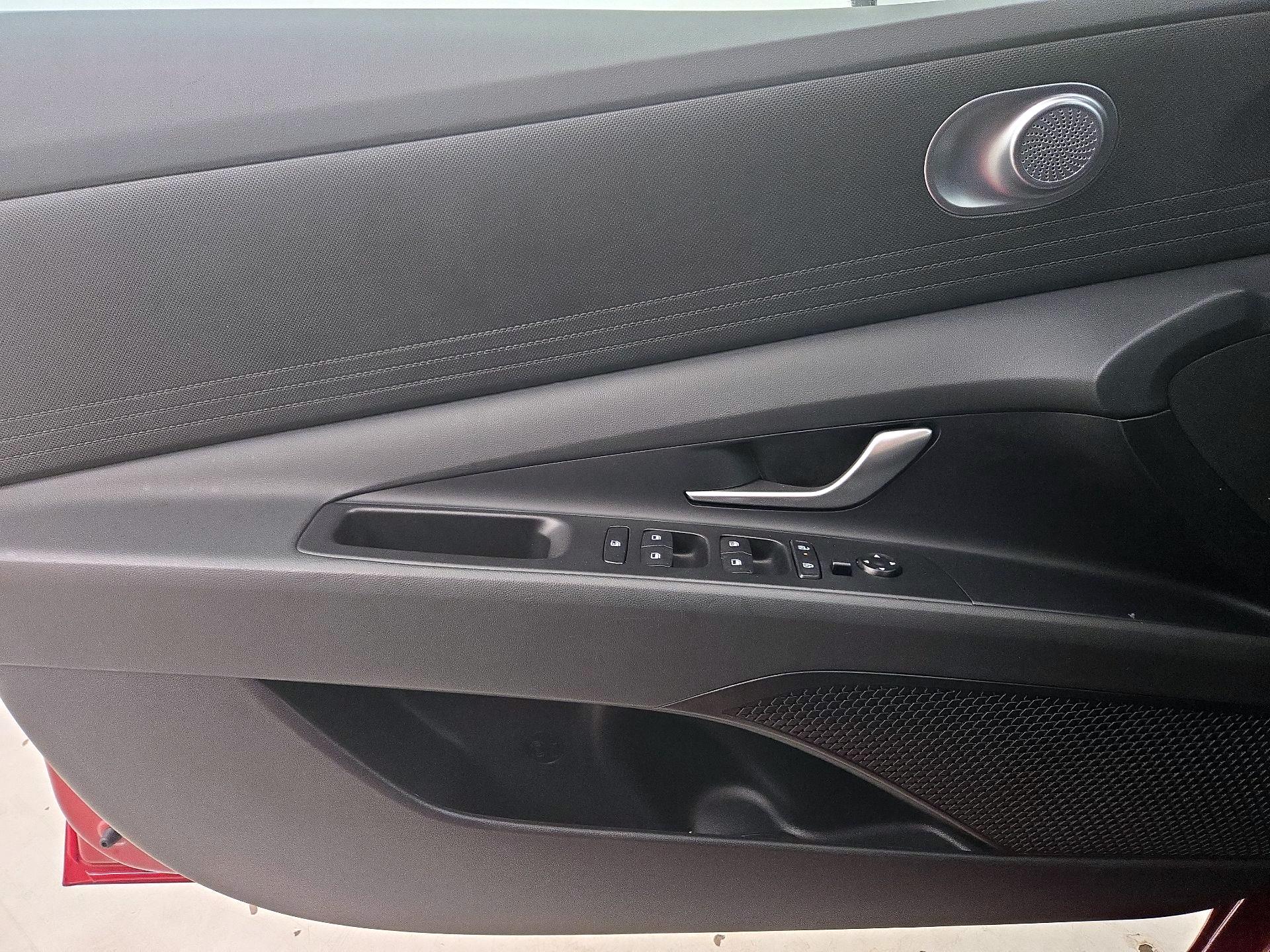 Thumbnail: 2024 Hyundai Elantra - 12