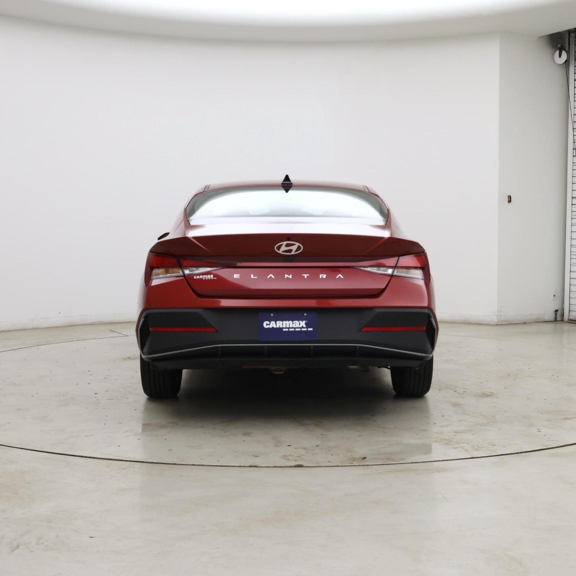 Thumbnail: 2024 Hyundai Elantra - 6