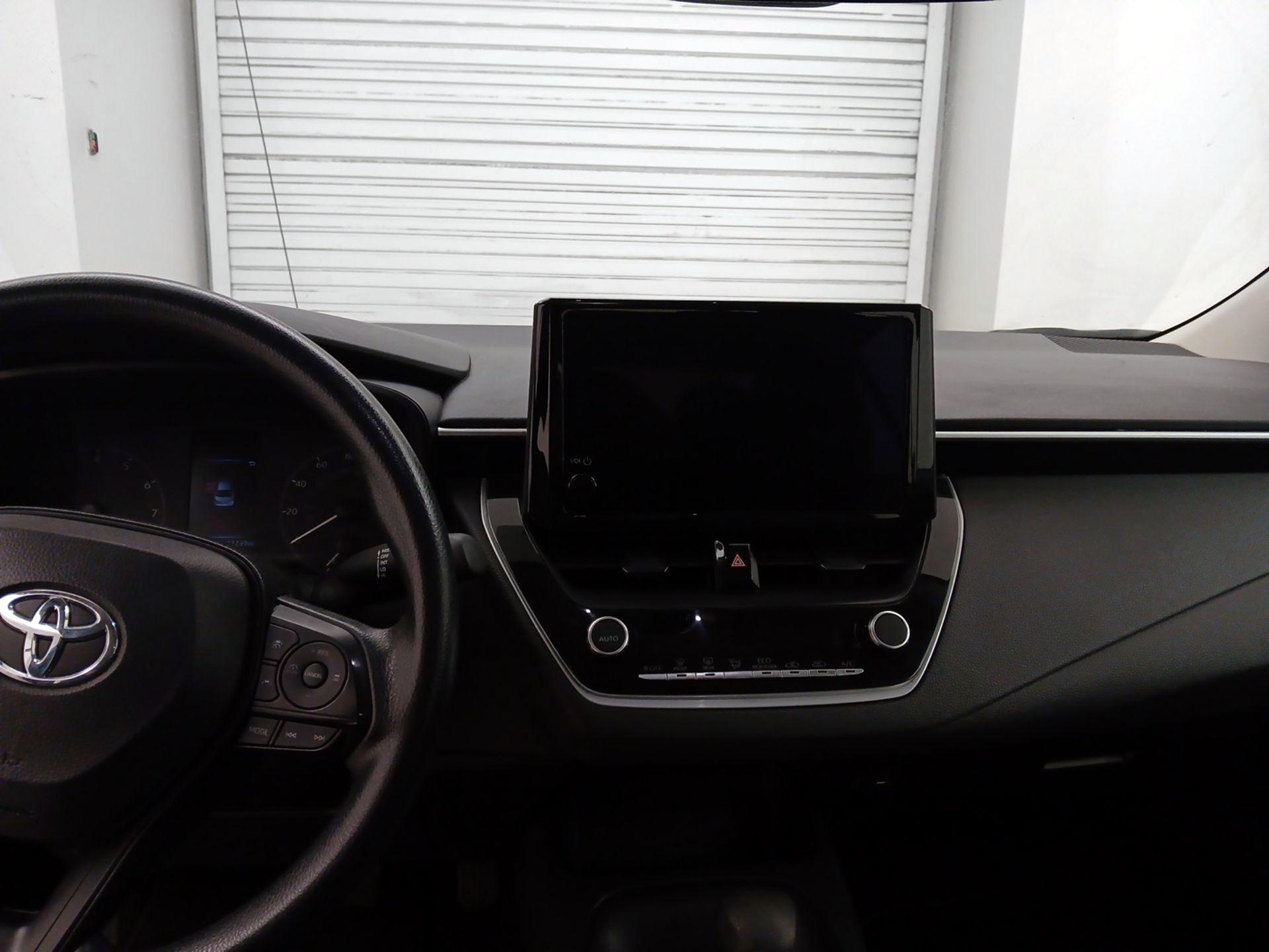 Thumbnail: 2024 Toyota Corolla - 9