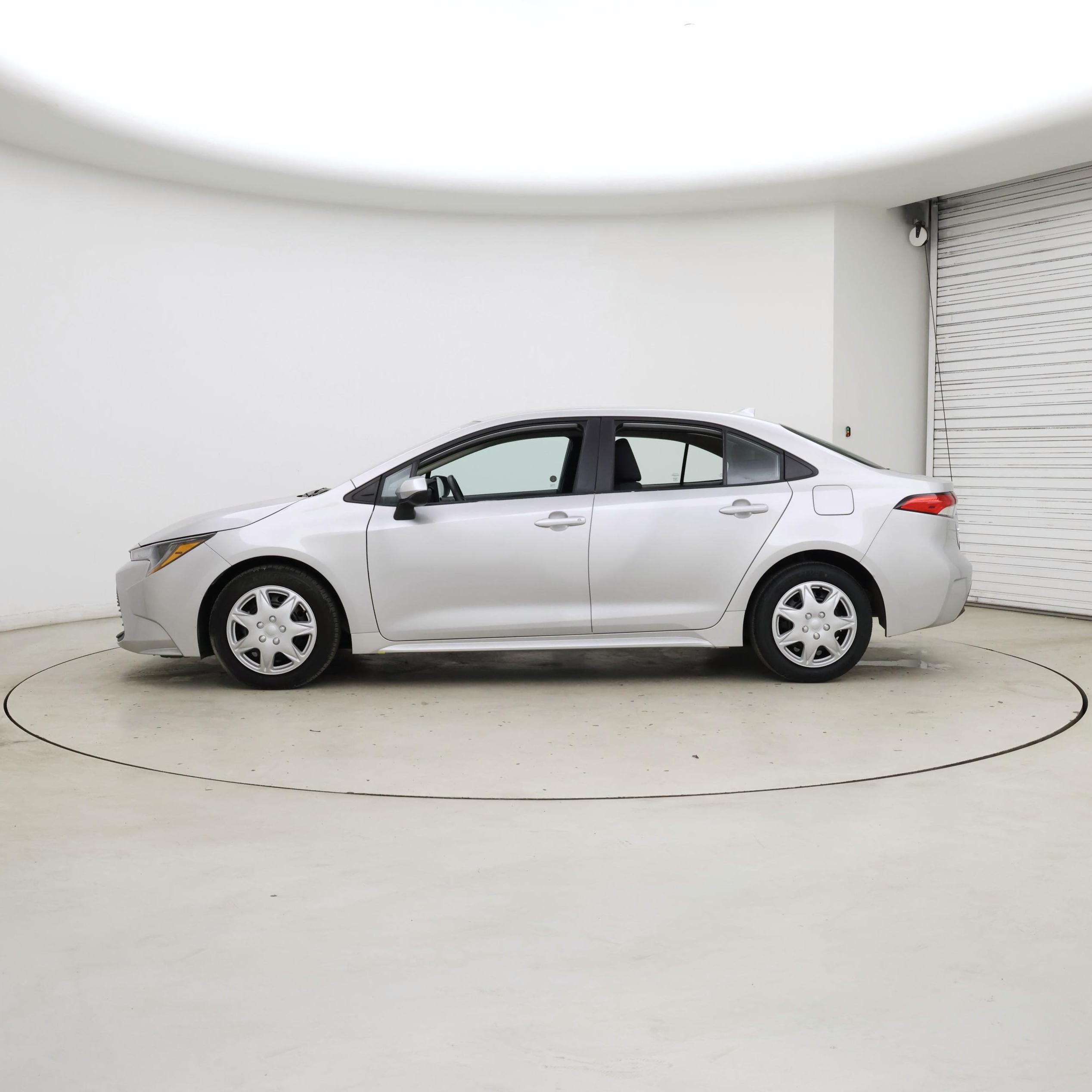 Thumbnail: 2024 Toyota Corolla - 3