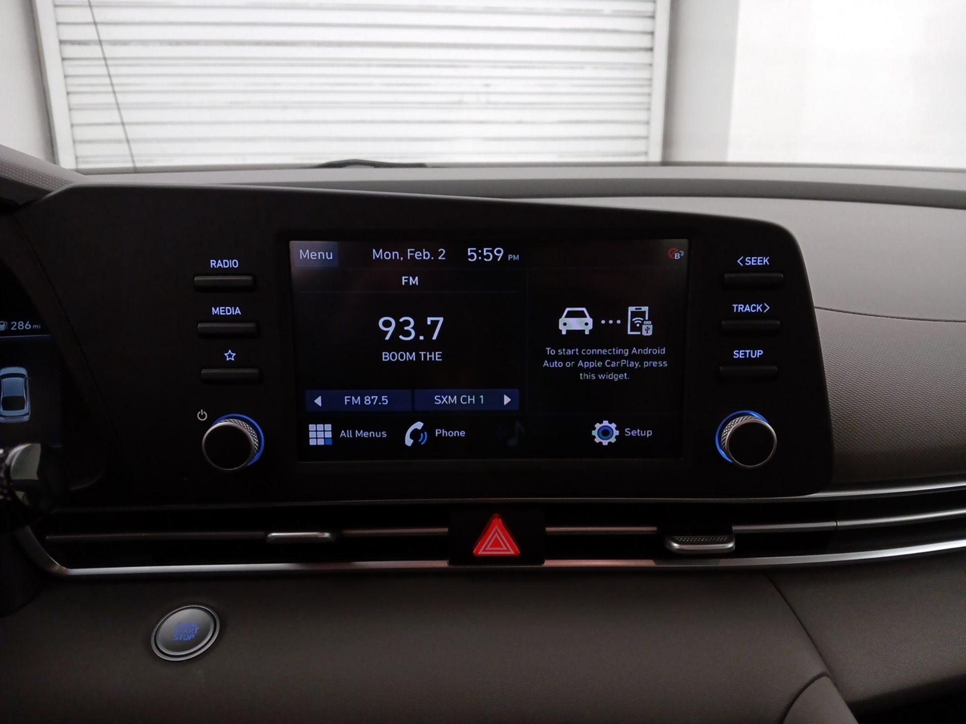 Thumbnail: 2023 Hyundai Elantra - 15