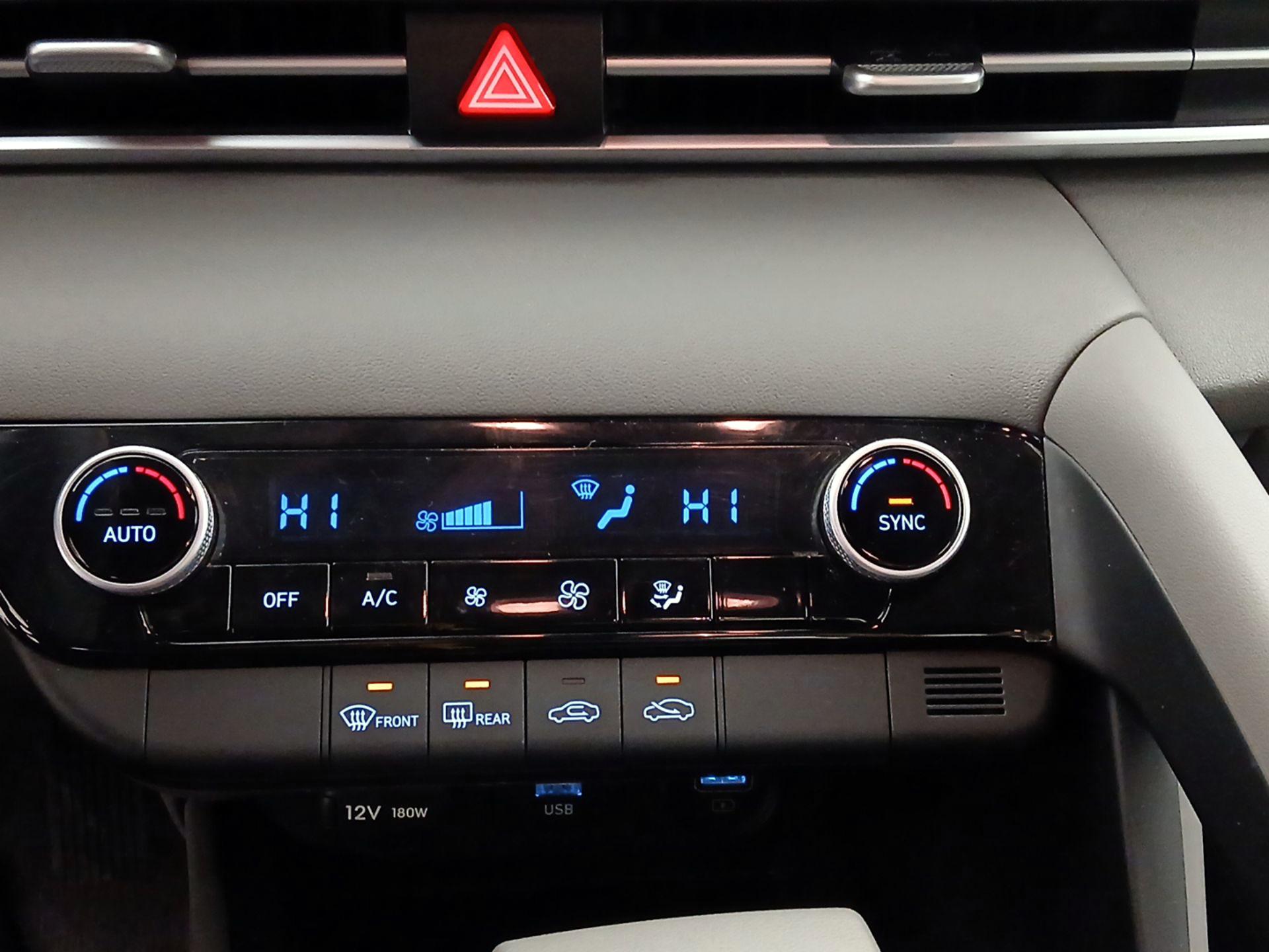 Thumbnail: 2023 Hyundai Elantra - 16