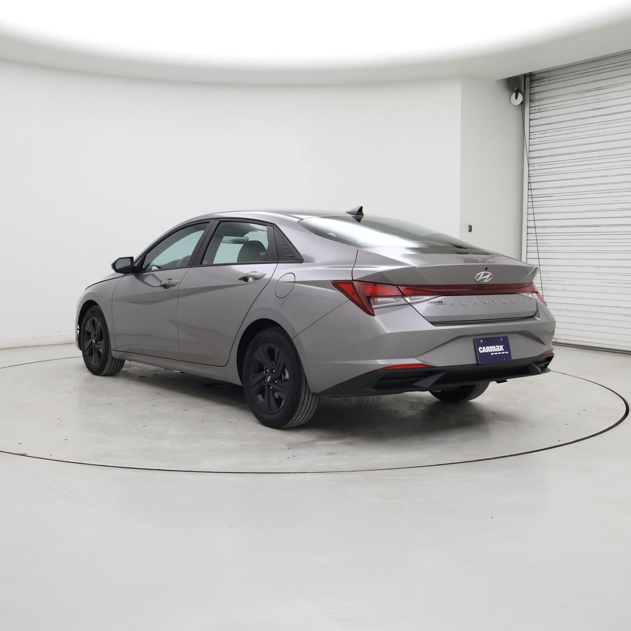 Thumbnail: 2023 Hyundai Elantra - 2