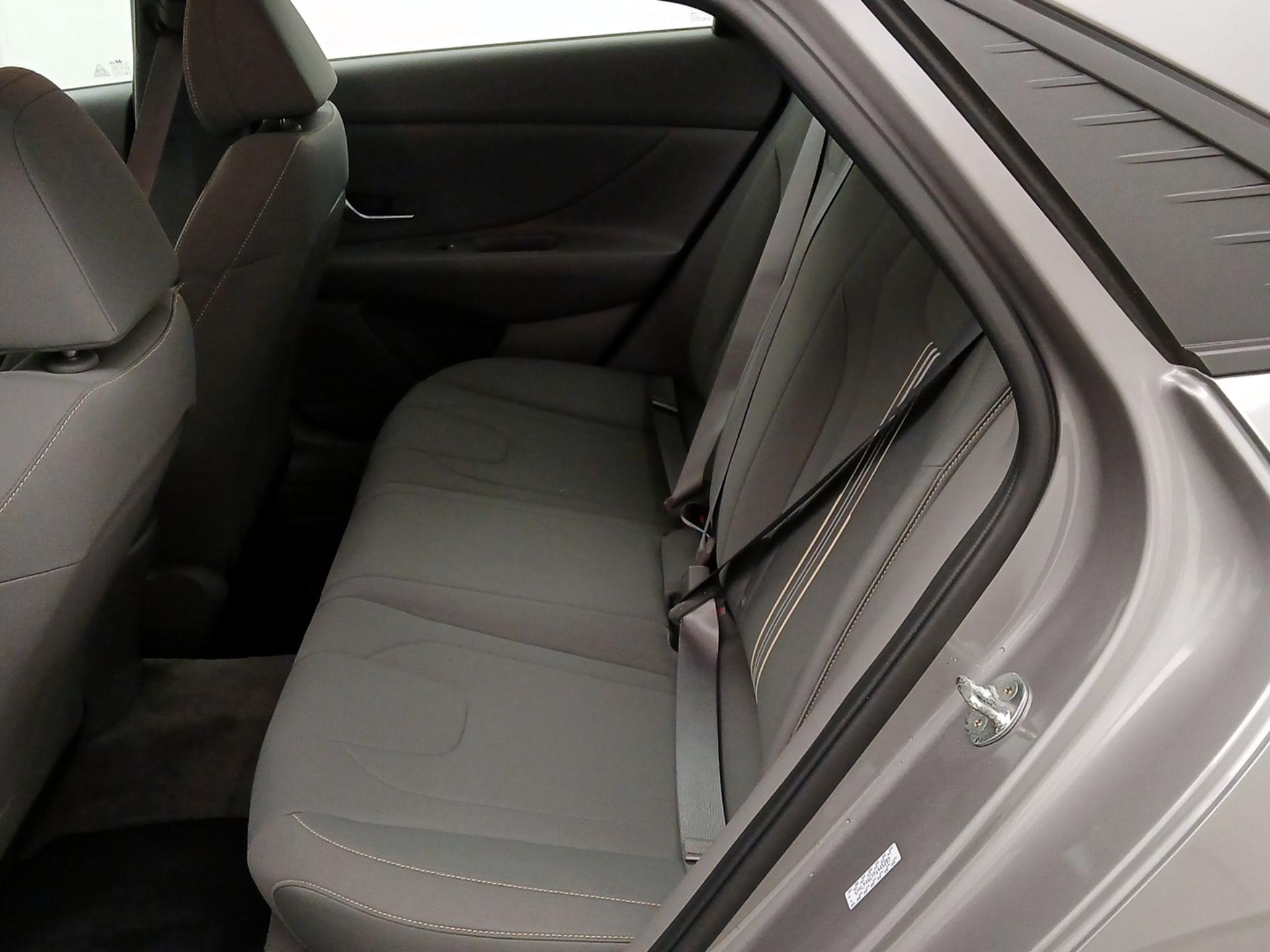 Thumbnail: 2023 Hyundai Elantra - 19