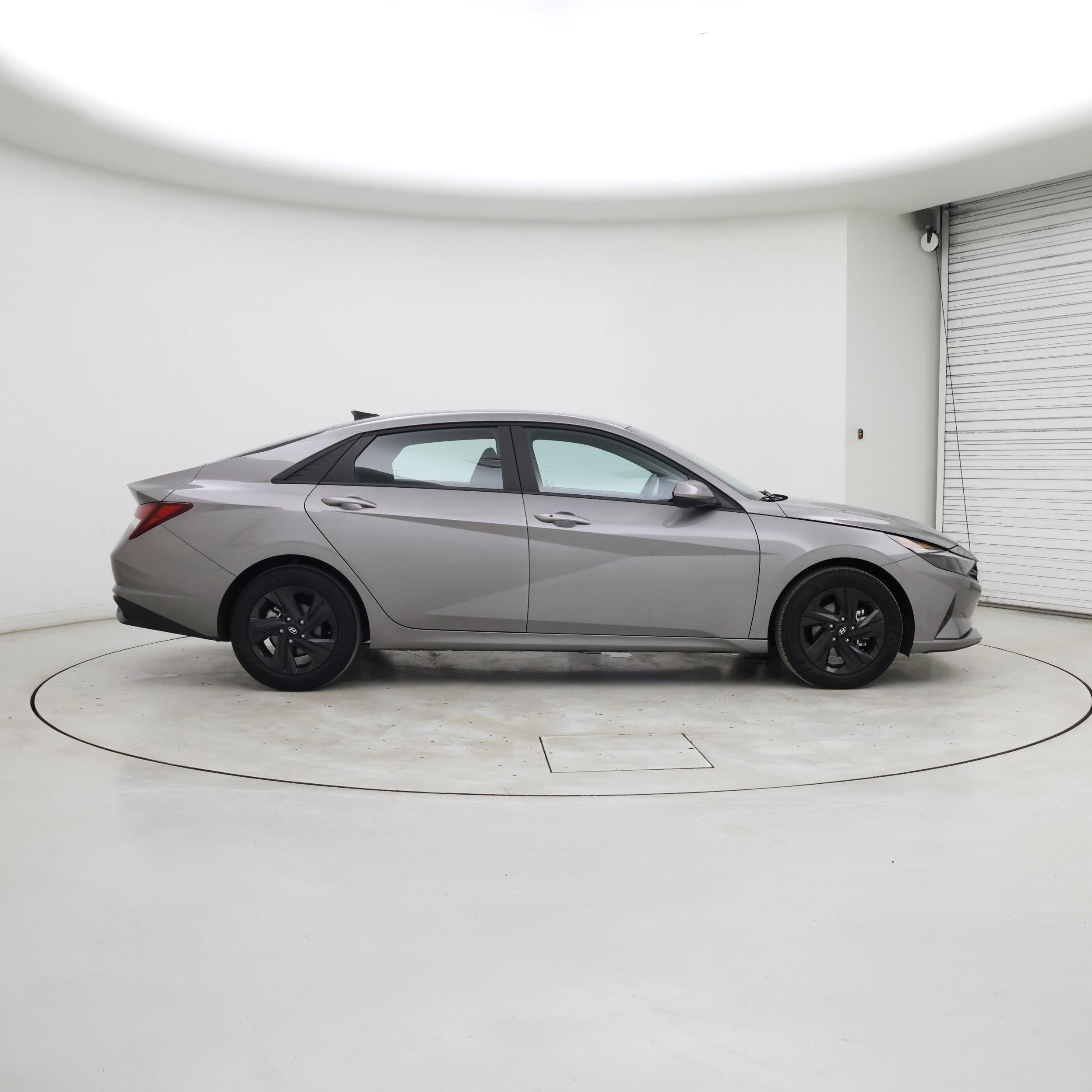 Thumbnail: 2023 Hyundai Elantra - 7