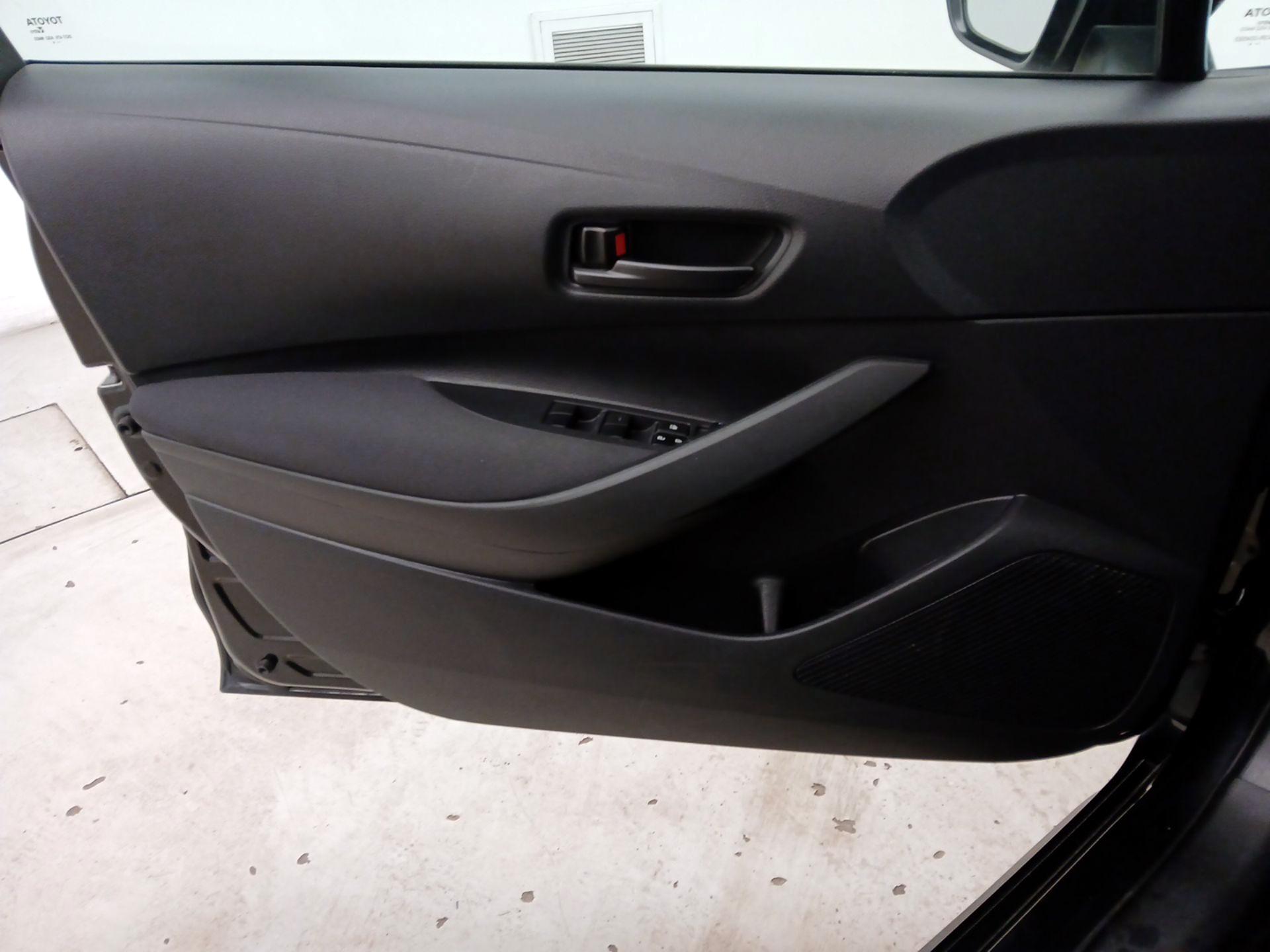 Thumbnail: 2024 Toyota Corolla - 12