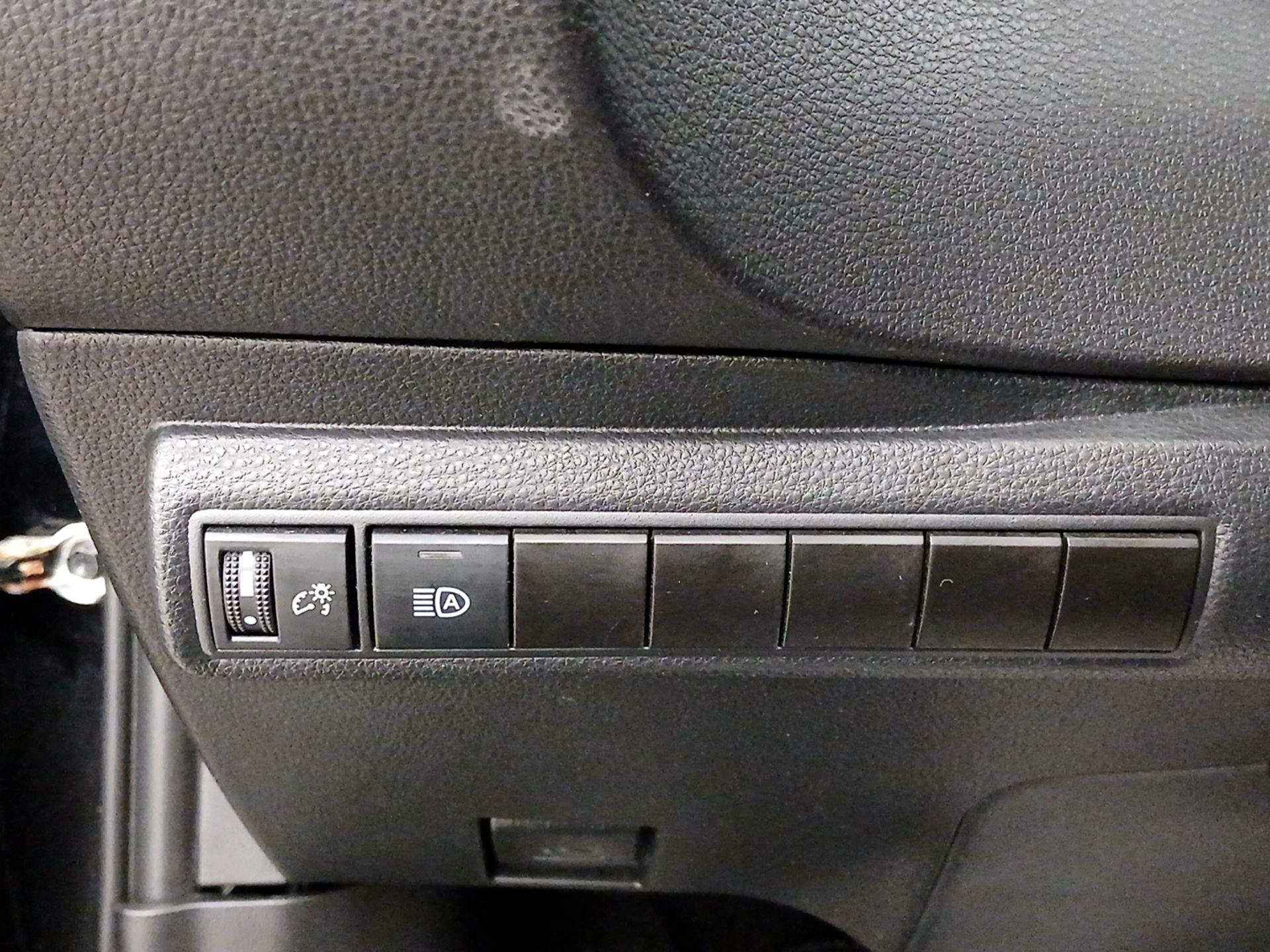 Thumbnail: 2024 Toyota Corolla - 13