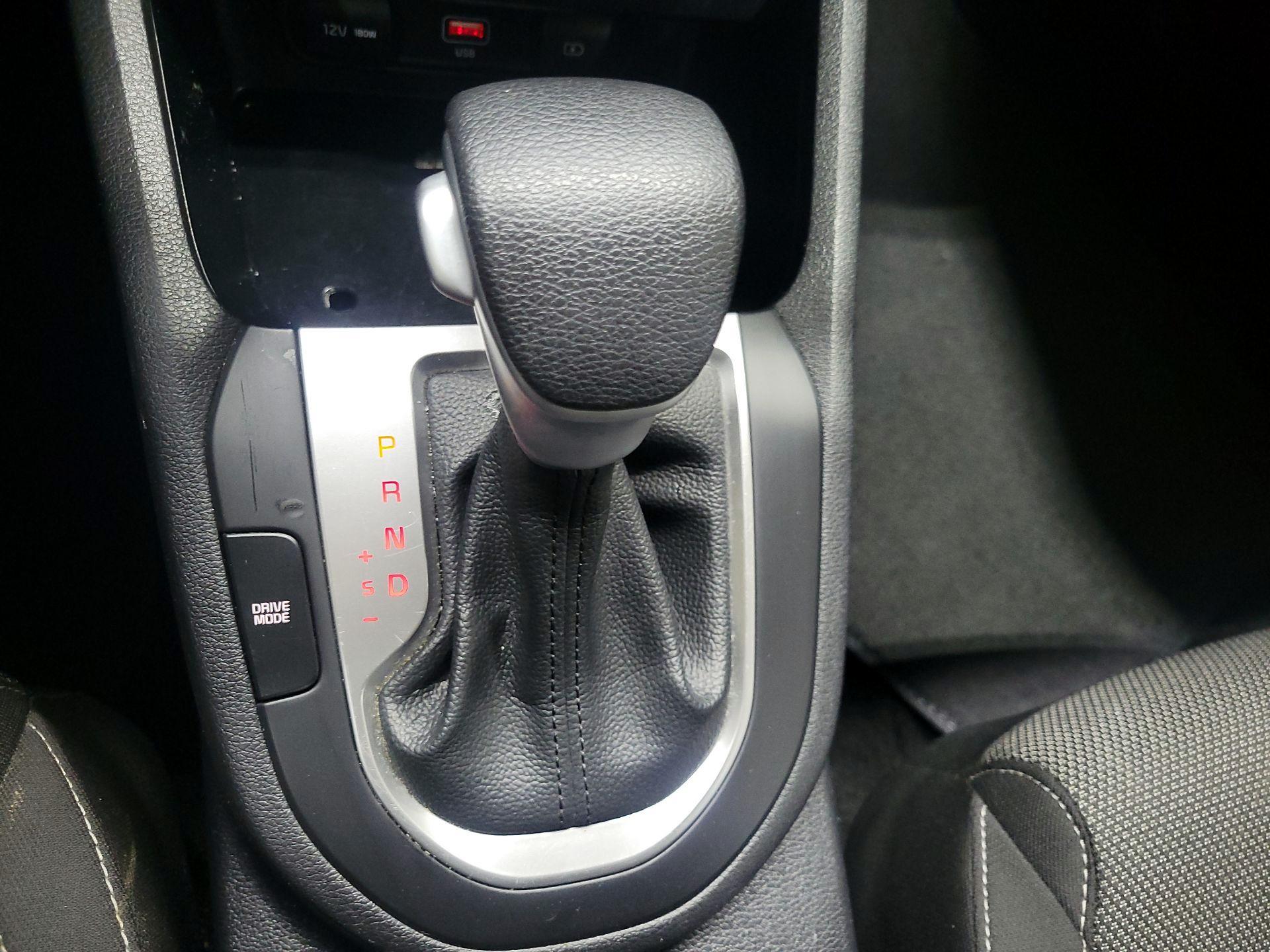 Thumbnail: 2024 Kia Forte - 17