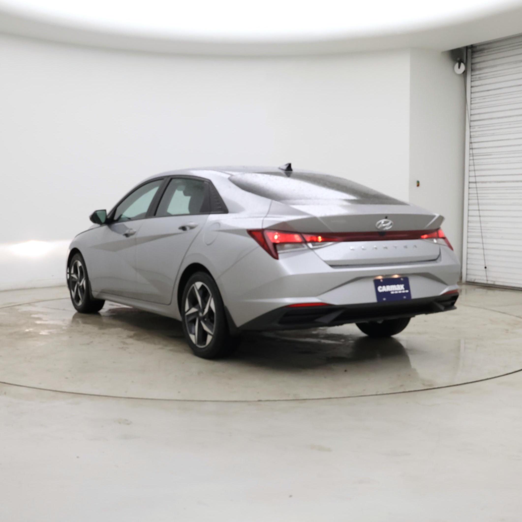 Thumbnail: 2023 Hyundai Elantra - 2