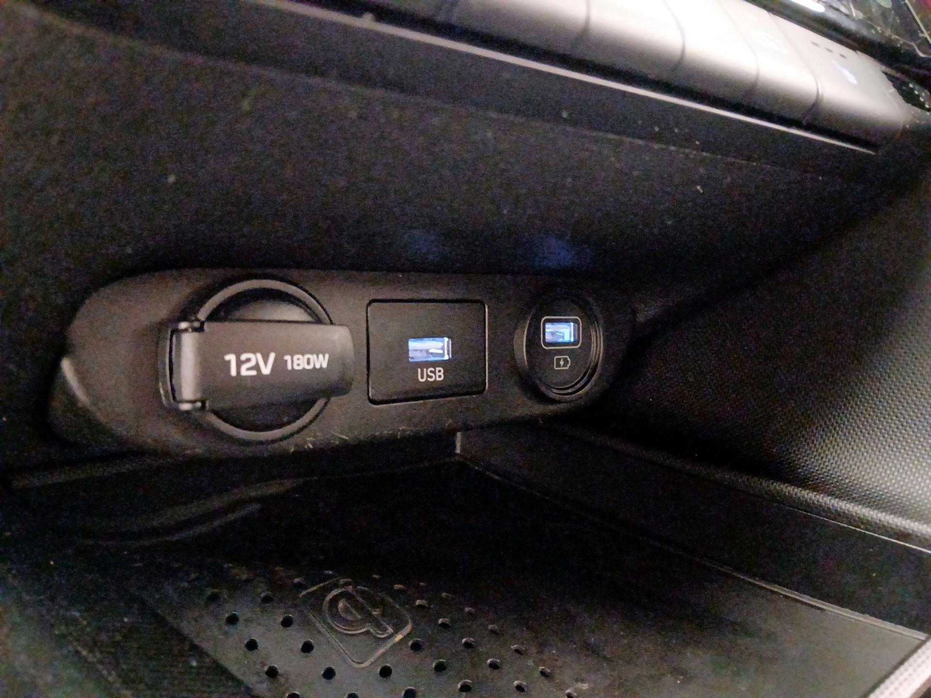 Thumbnail: 2023 Hyundai Elantra - 19