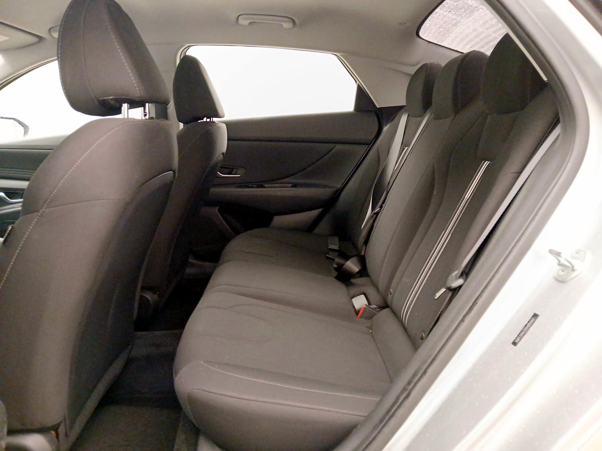 Thumbnail: 2023 Hyundai Elantra - 20