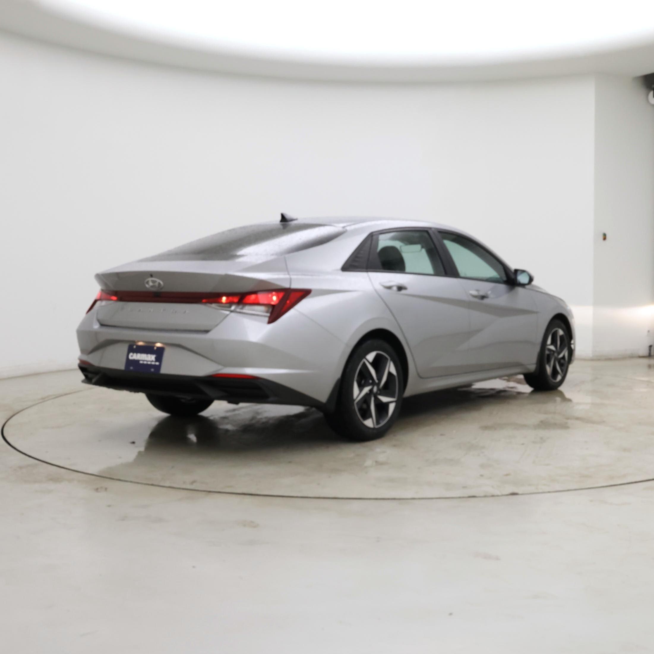 Thumbnail: 2023 Hyundai Elantra - 8