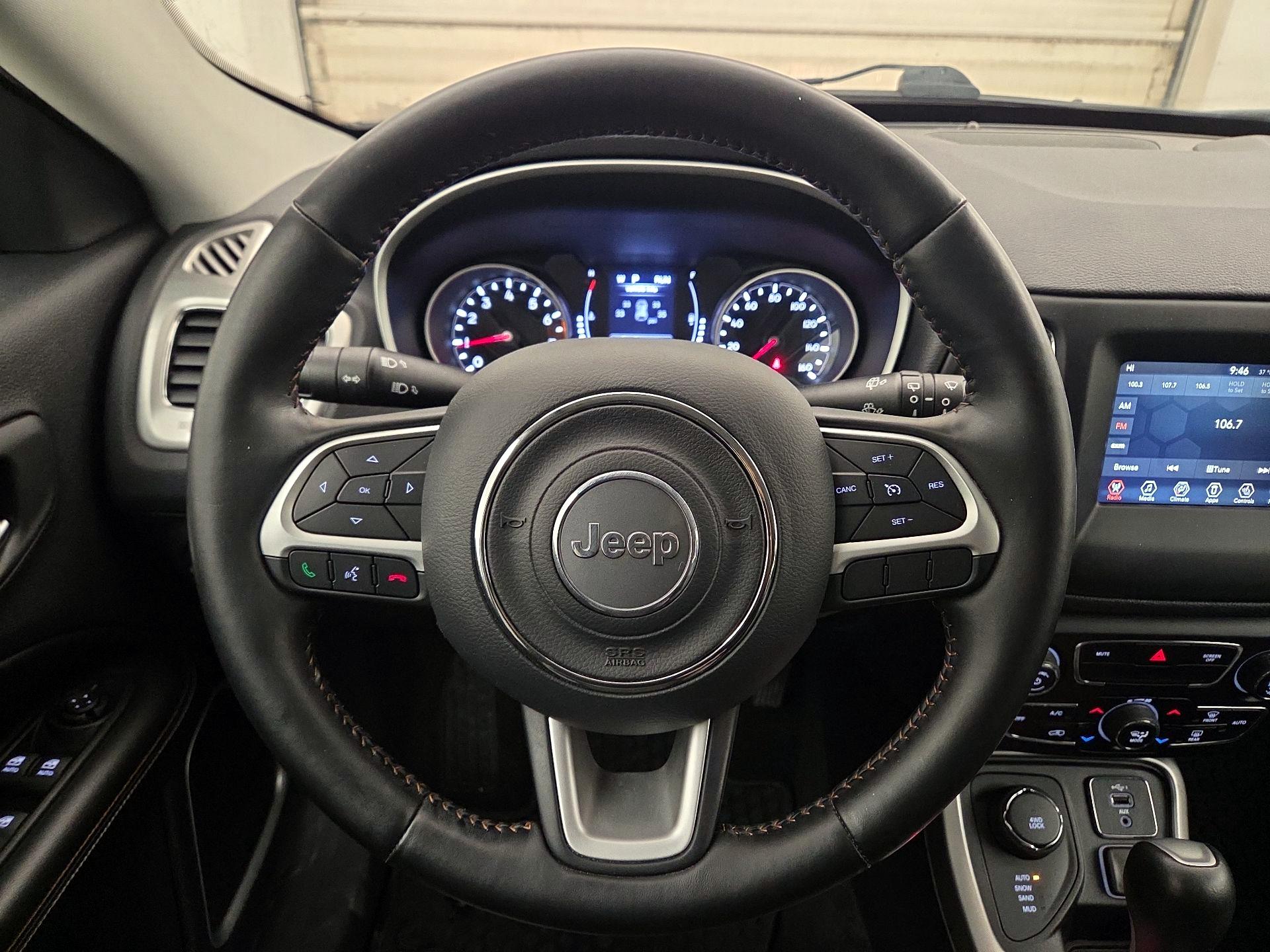 Thumbnail: 2020 Jeep Compass - 10